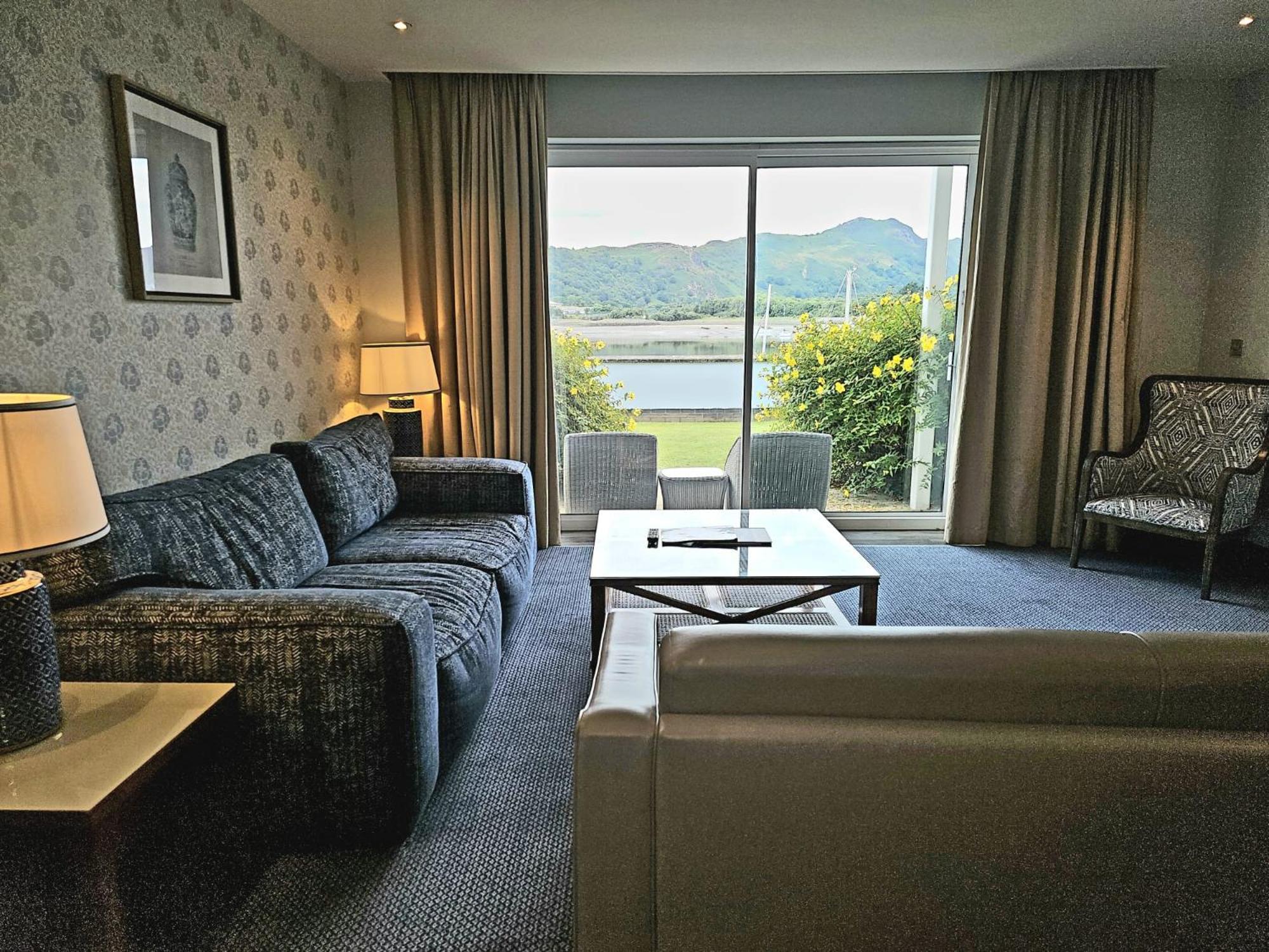 Suite with Sea View - Photo 6
