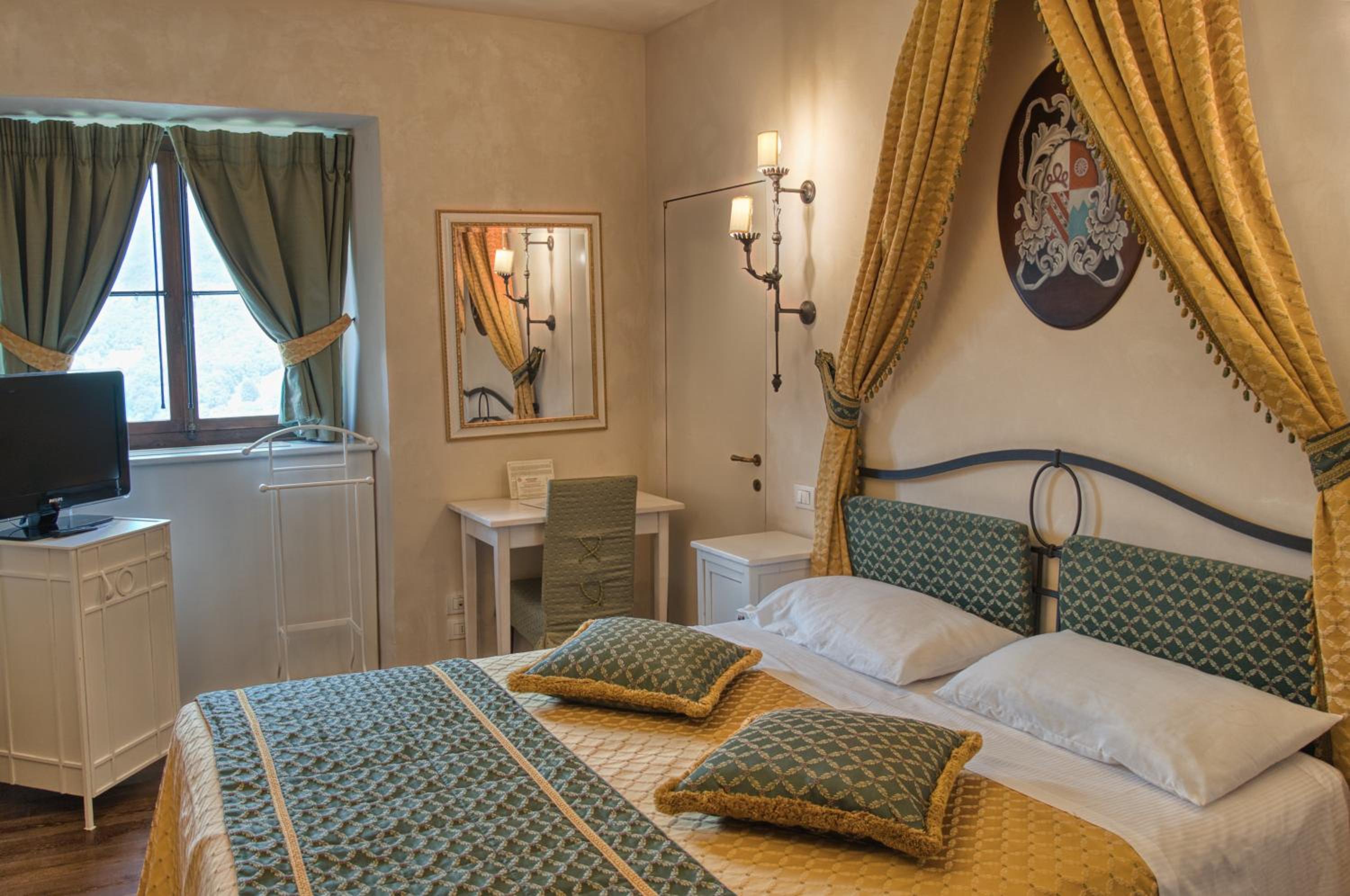 Double Room - Photo 2