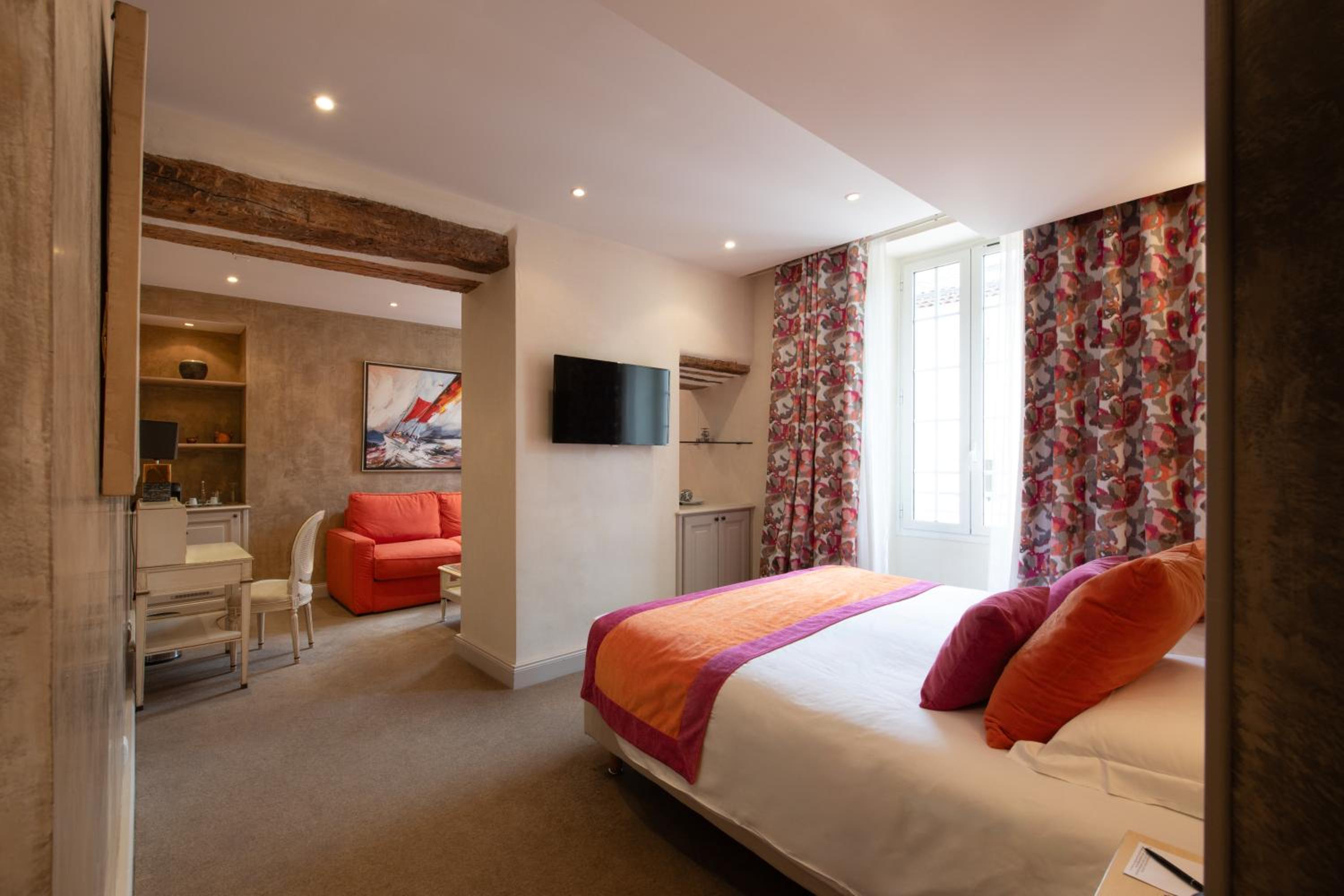 Suite Suite