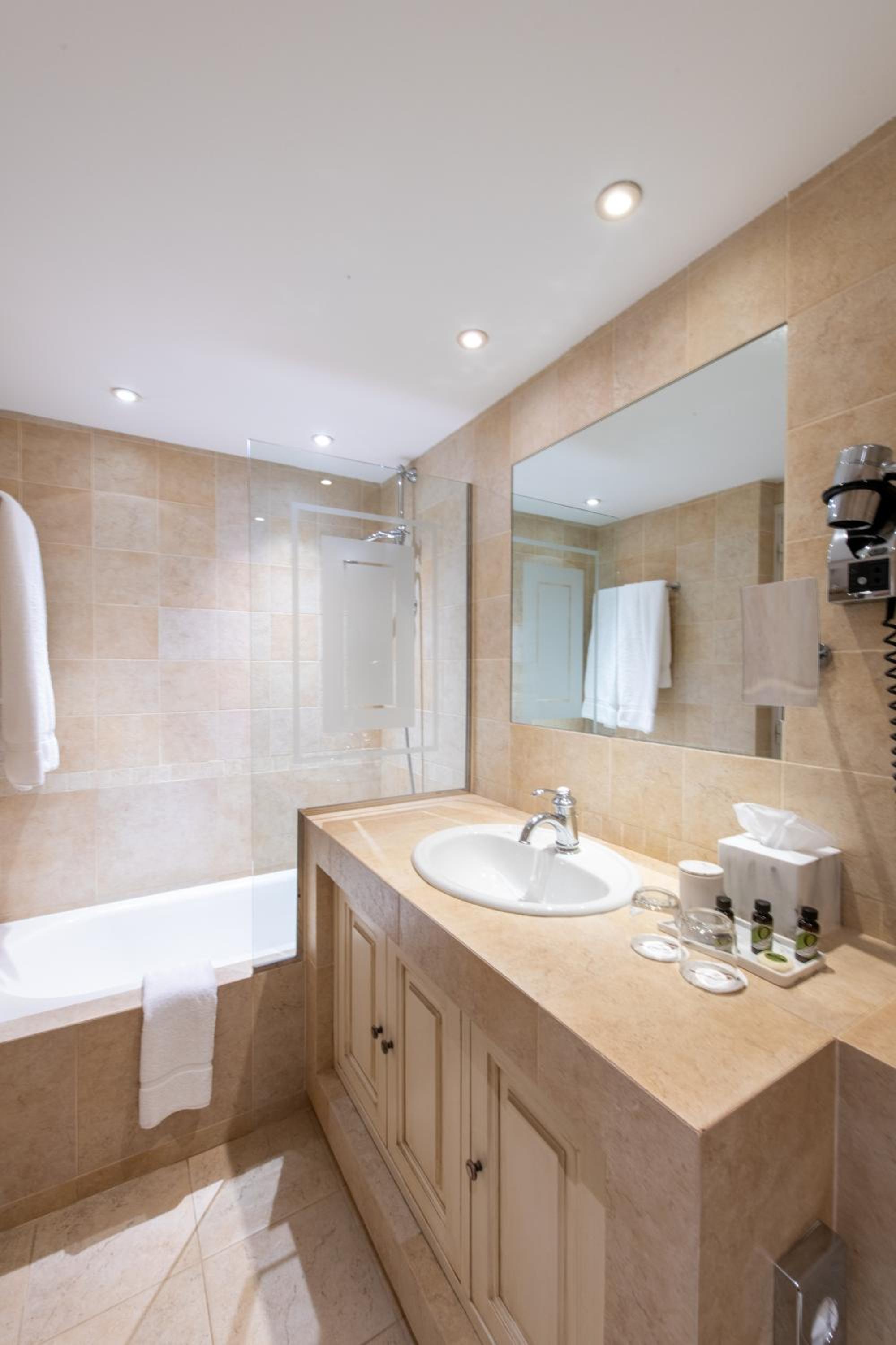 Suite photo 3
