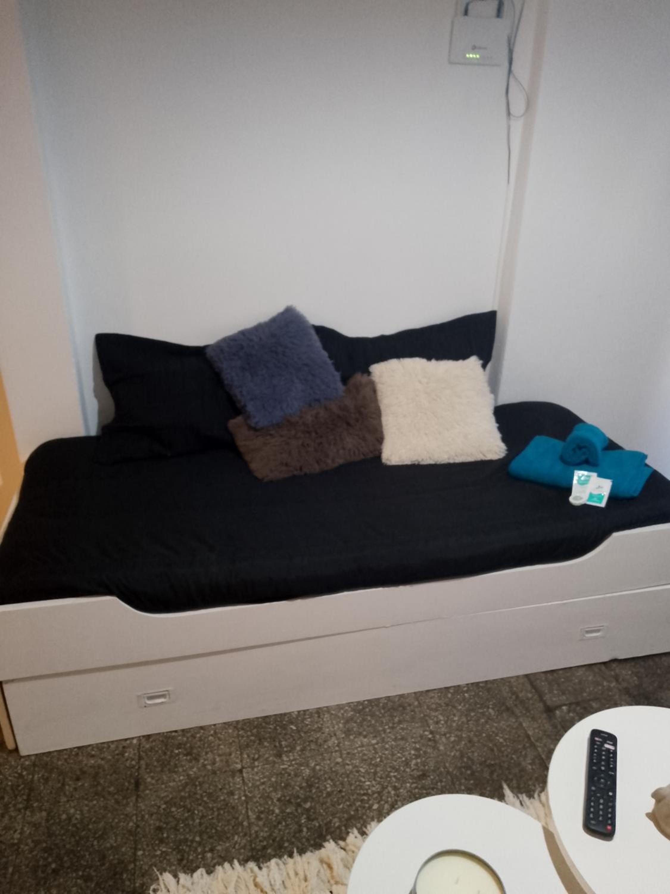 One-Bedroom Apartment photo 1