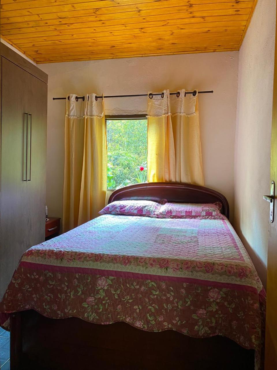 Two-Bedroom House photo 3