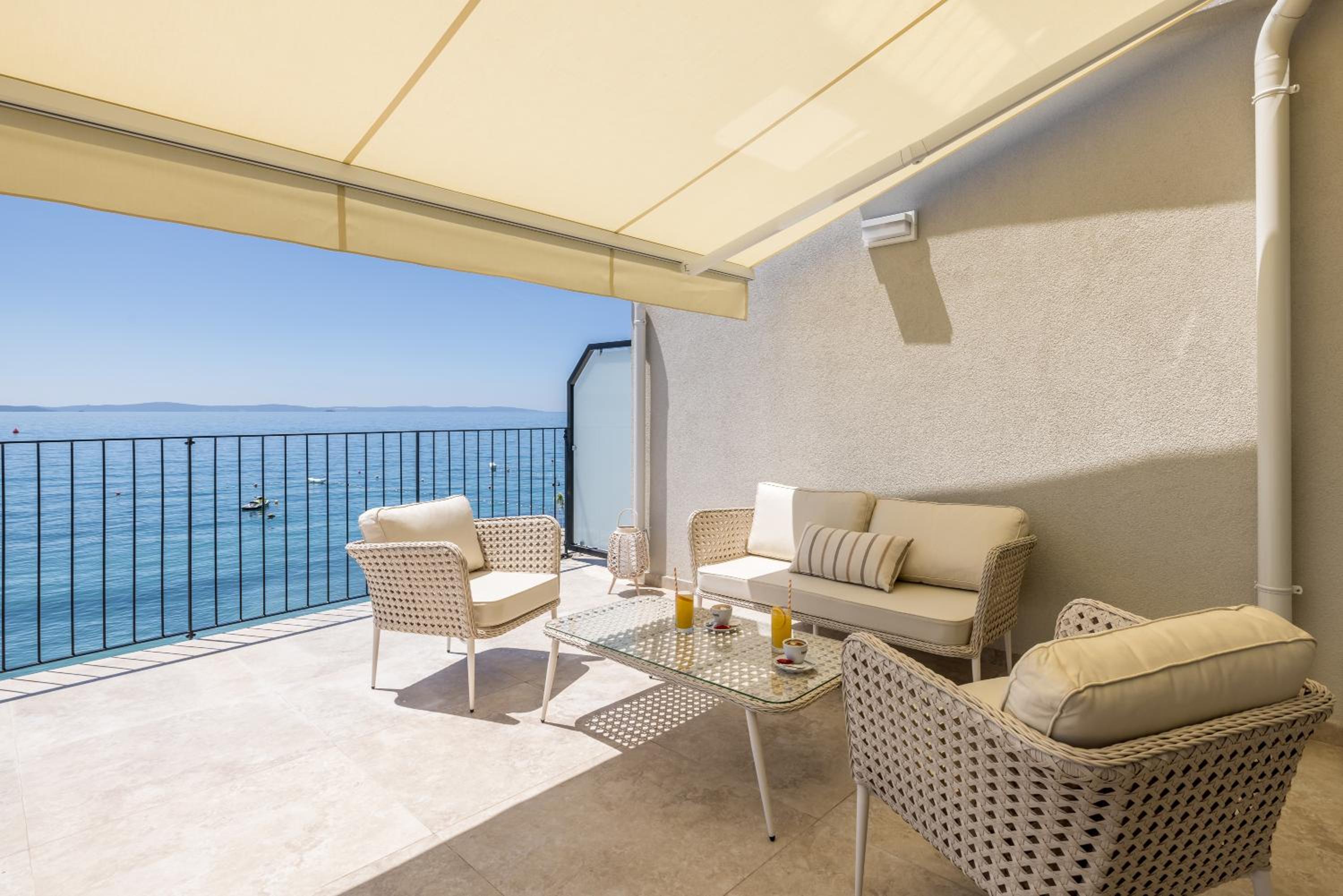 Suite with Sea View photo 2