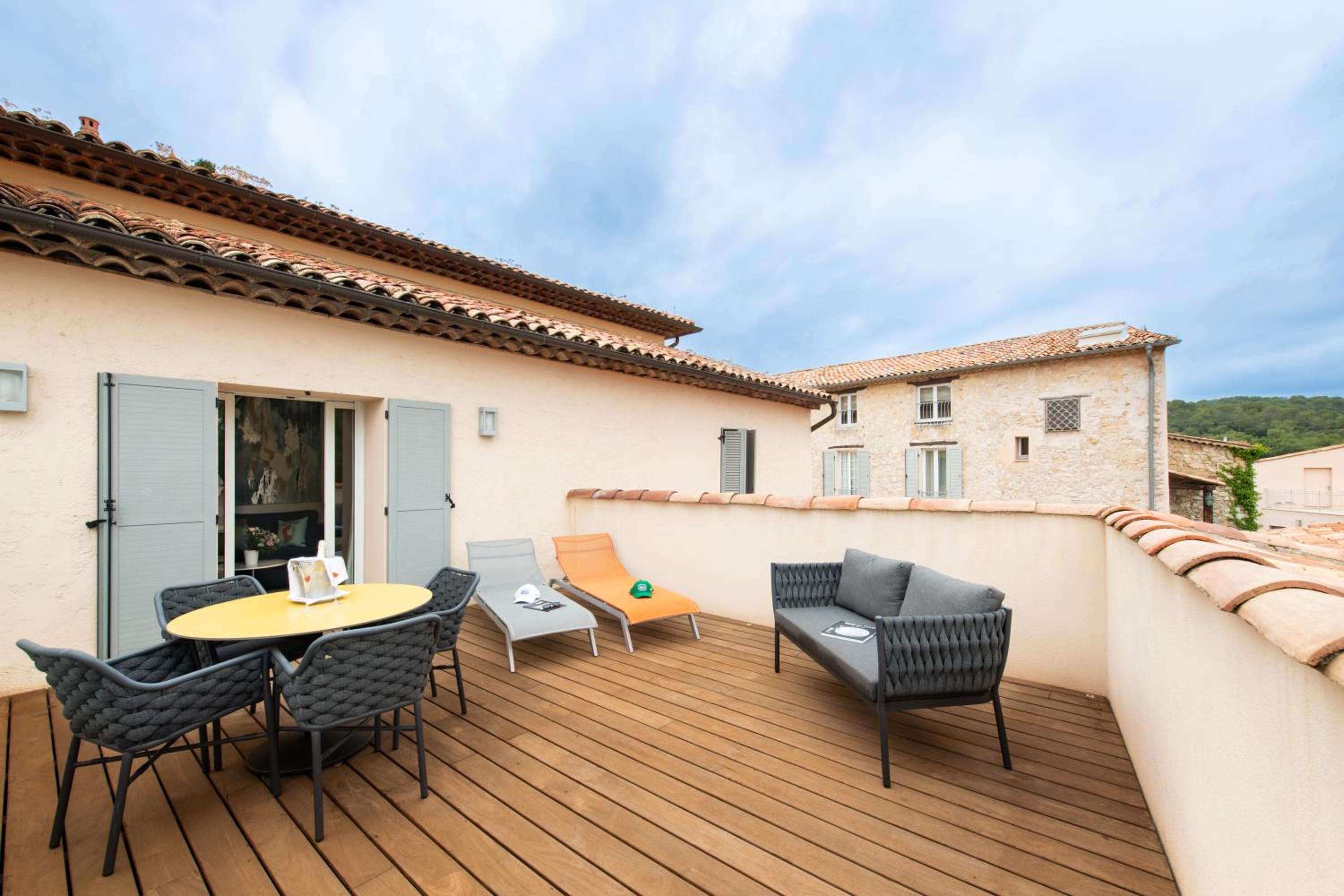 Suite avec Terrasse Suite avec Terrasse