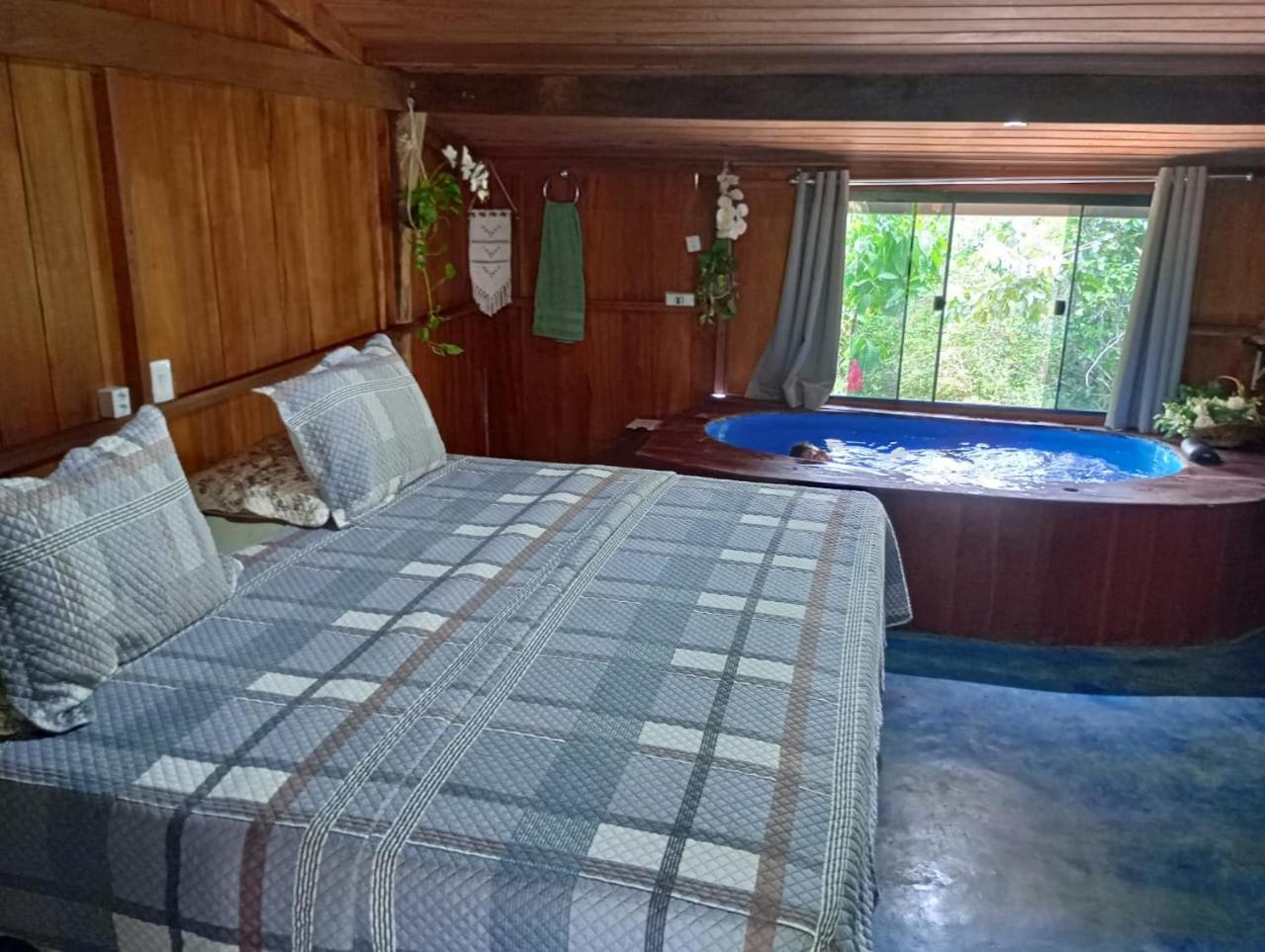 Deluxe Suite with Spa Bath