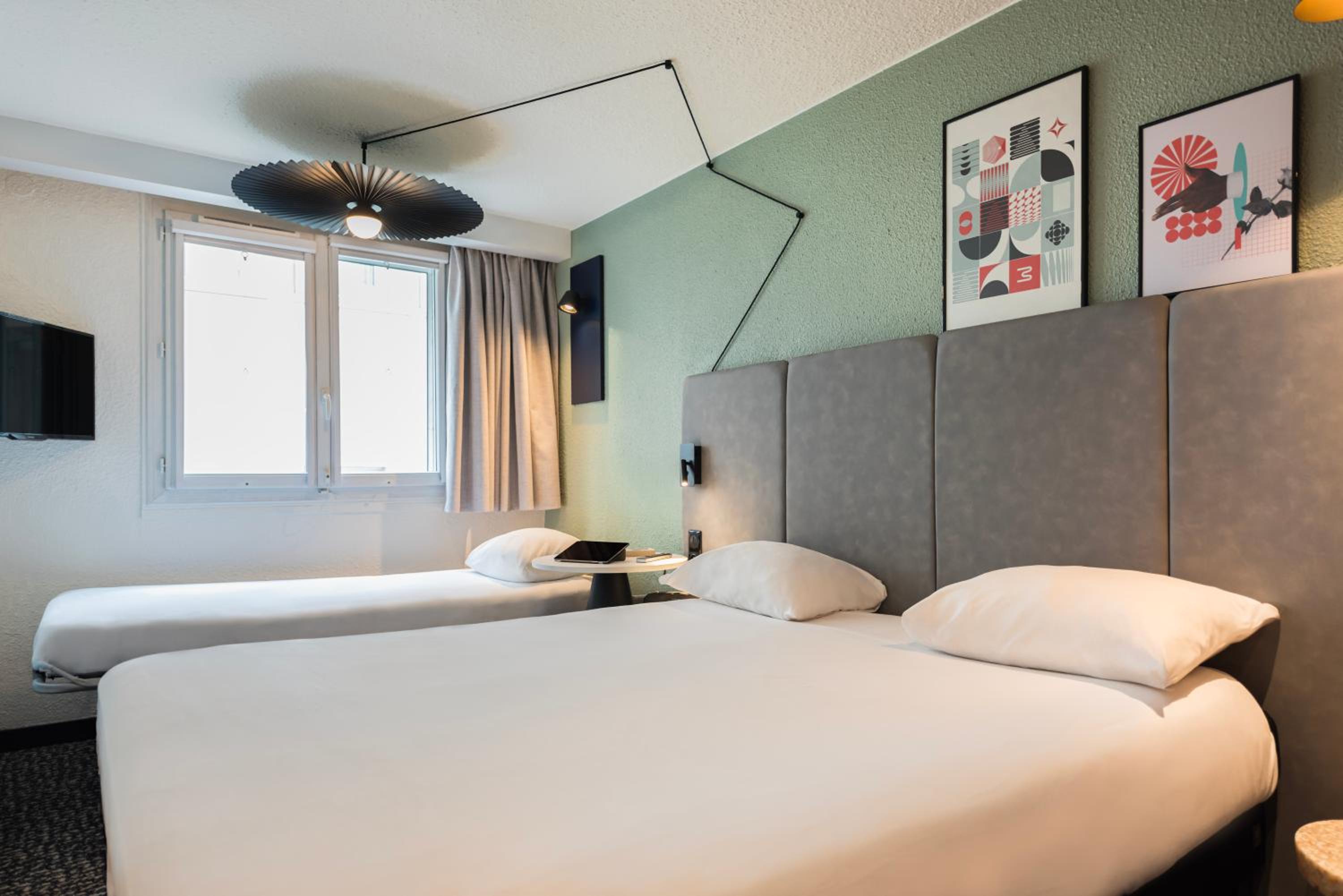 Standard Room with 1 Double Bed and 1 Sofa Bed