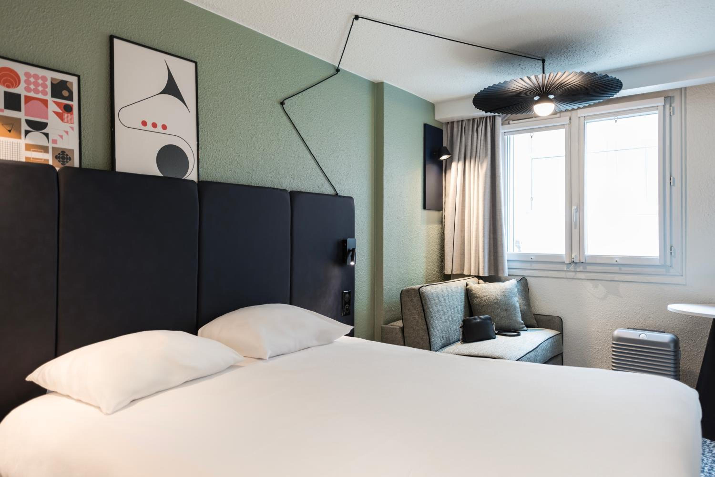 Standard Room with 1 Double Bed and 1 Sofa Bed