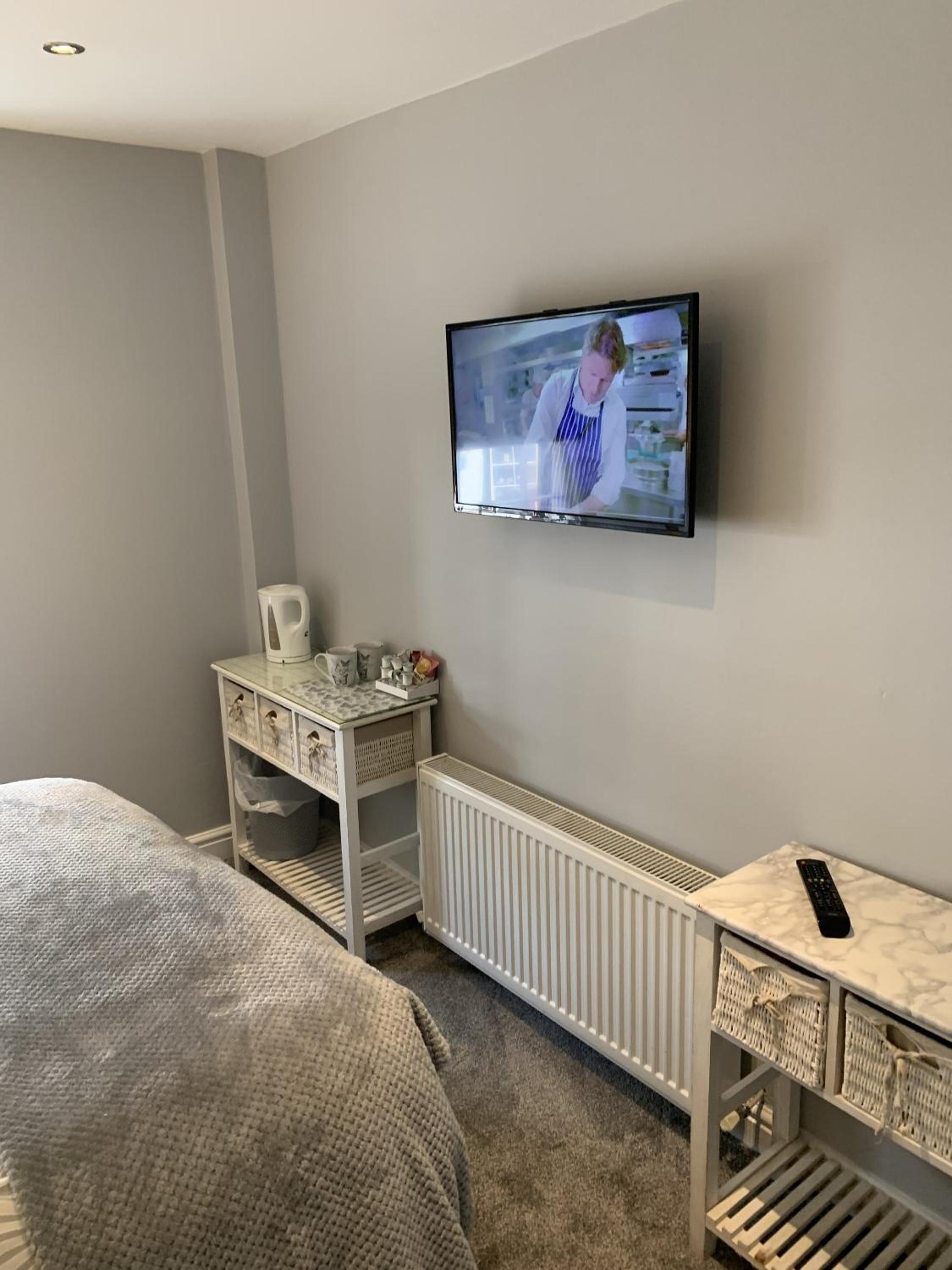 Double Room - Photo 1