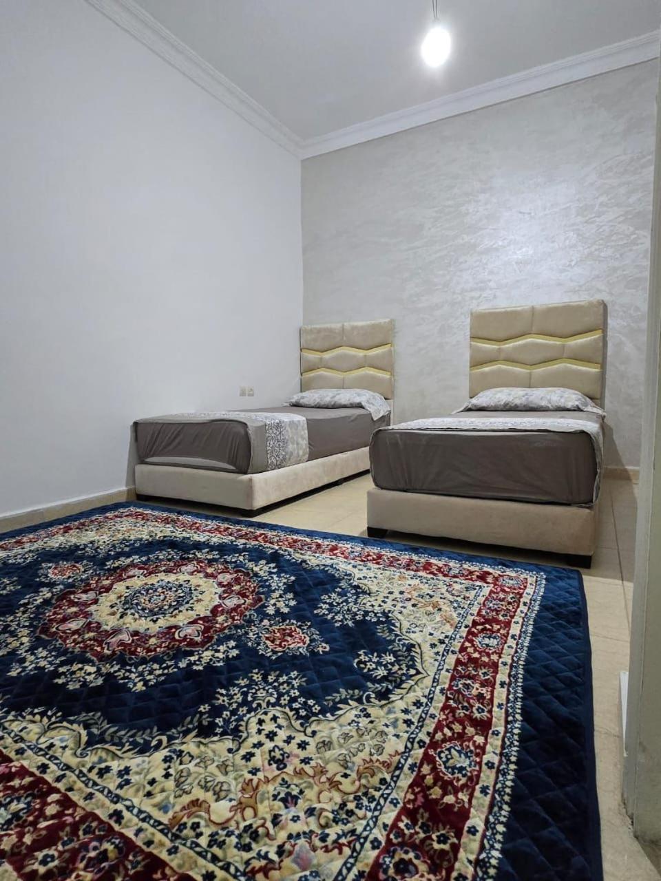 Three-Bedroom Apartment photo 2