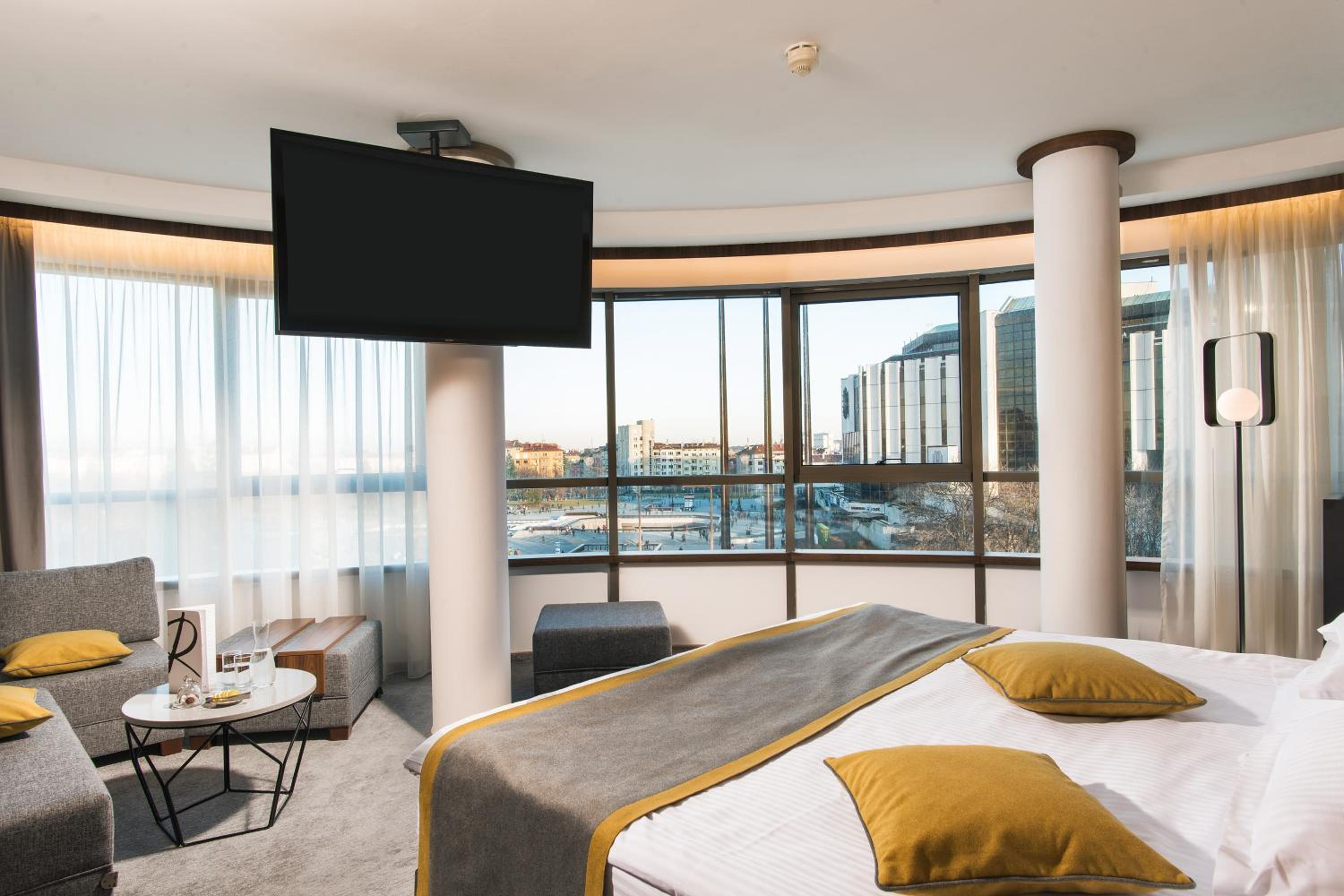  Panoramic Superior room - Photo 1