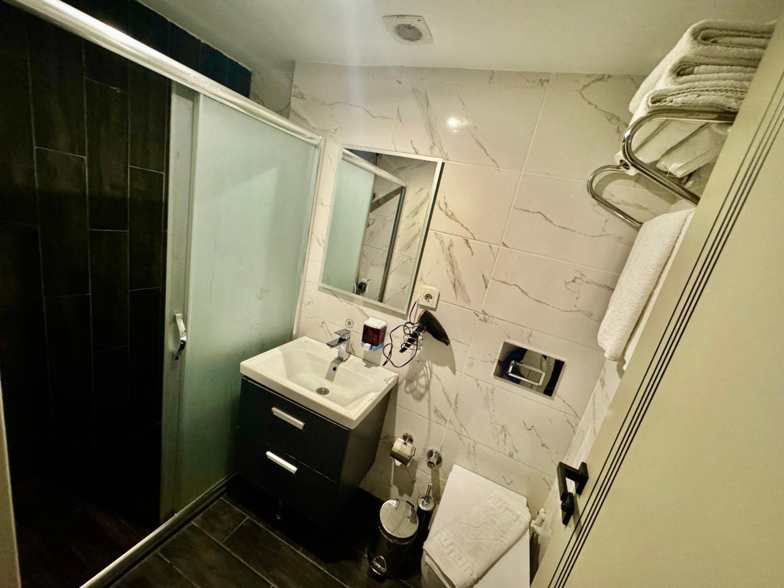 Standard Triple Room photo 3