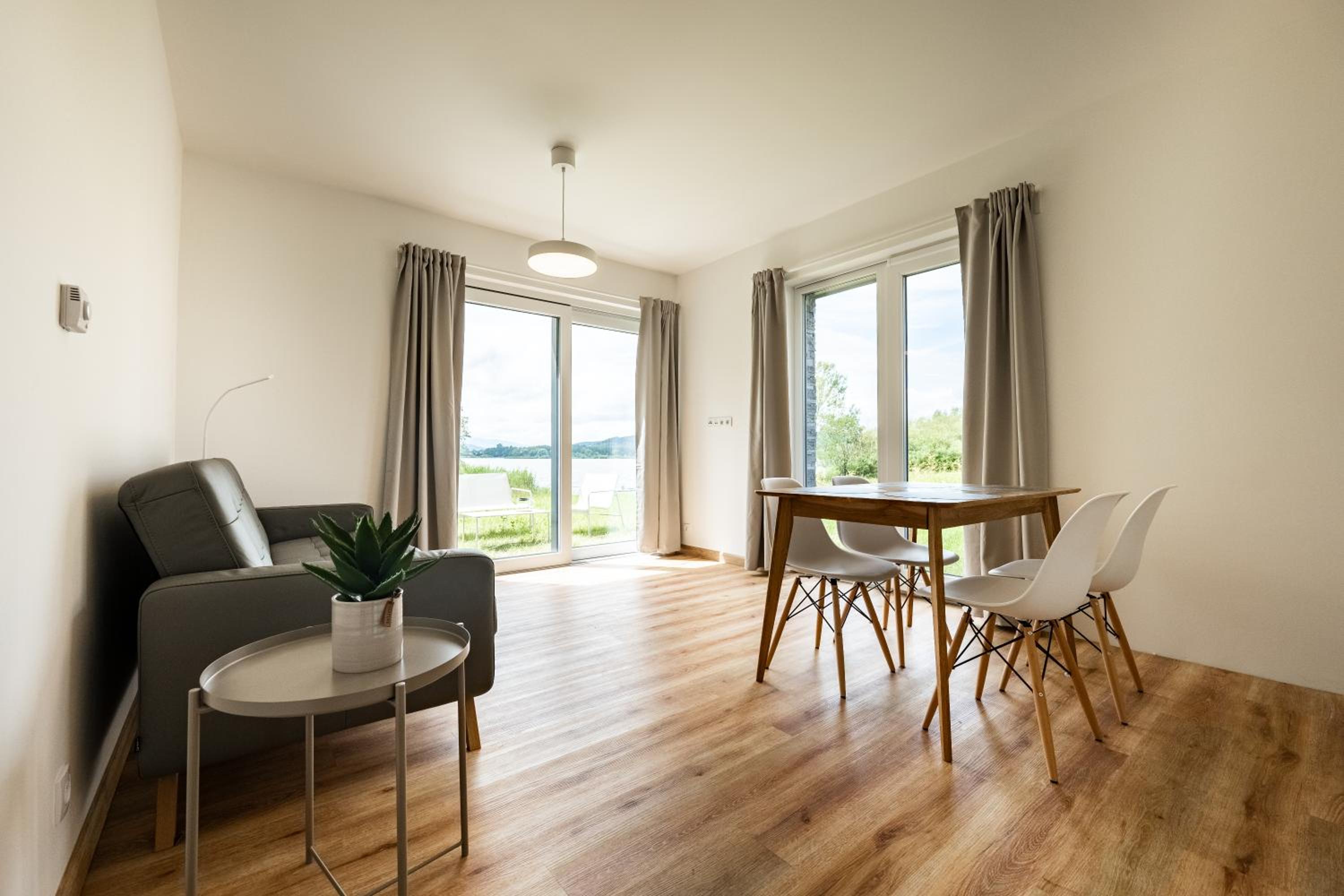 Deluxe Two-Bedroom Apartment With Garden View photo 1