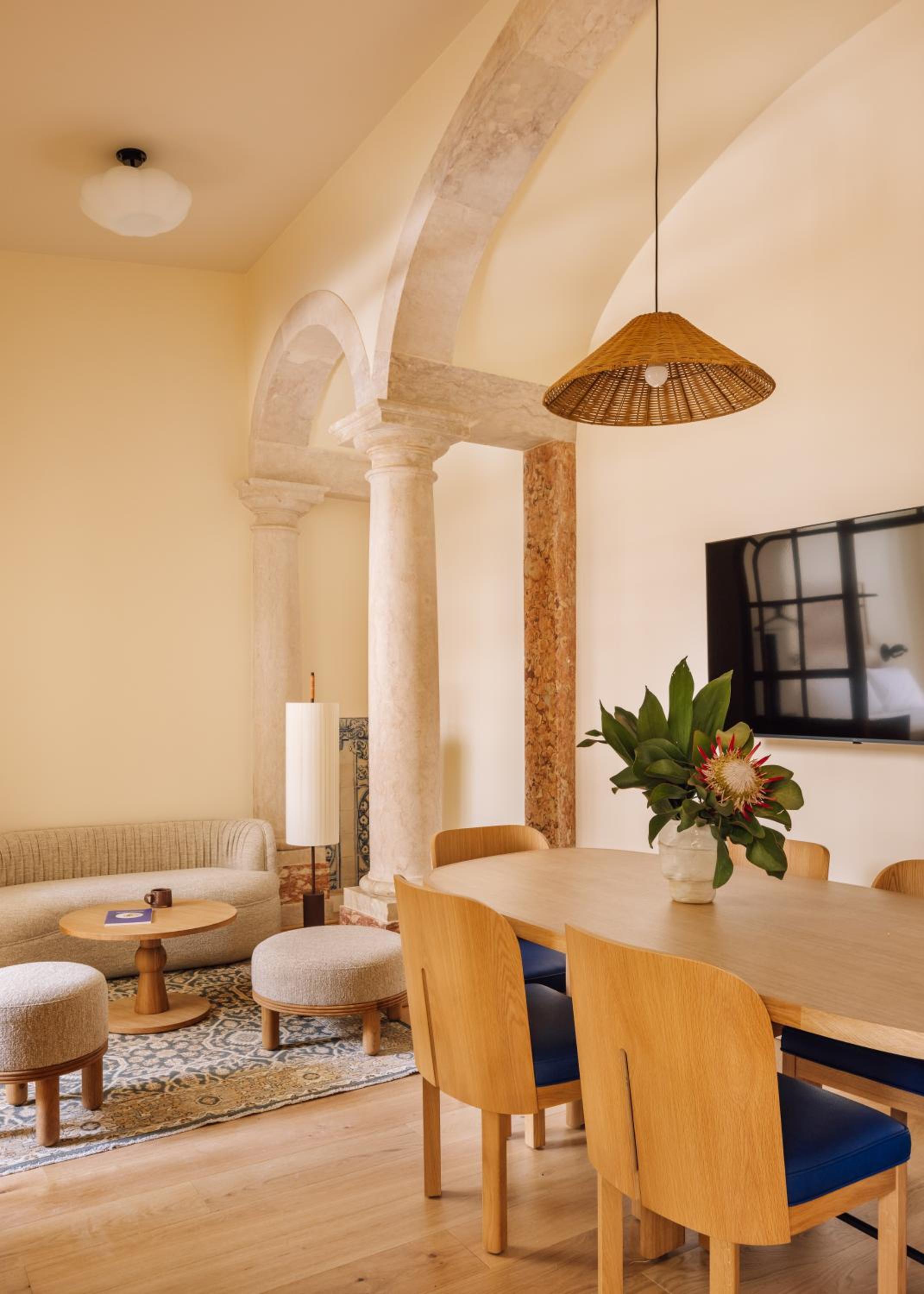 Convent Apartment - Photo 1