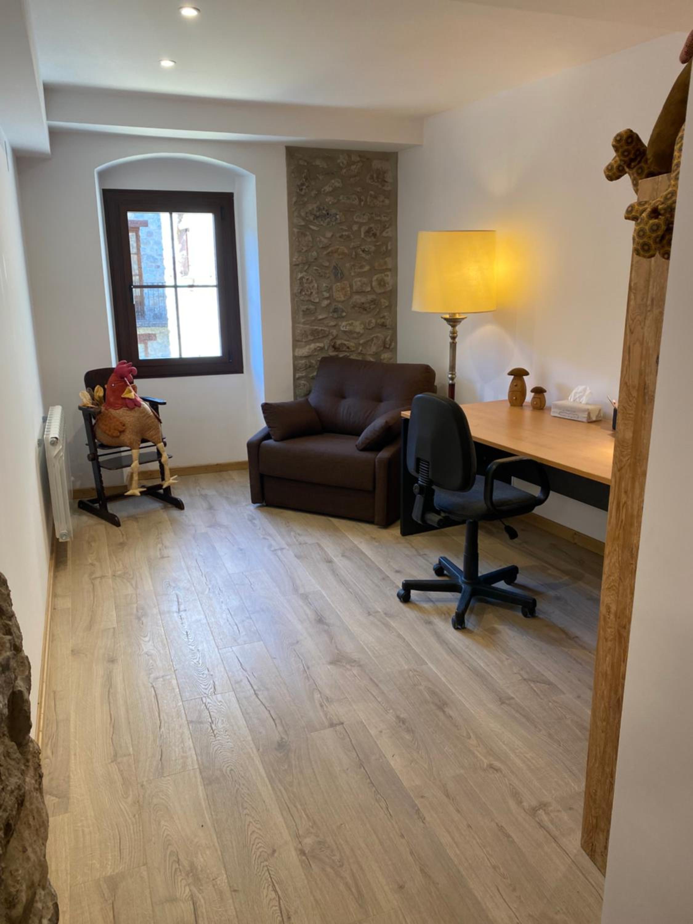 Three-Bedroom Apartment photo 2