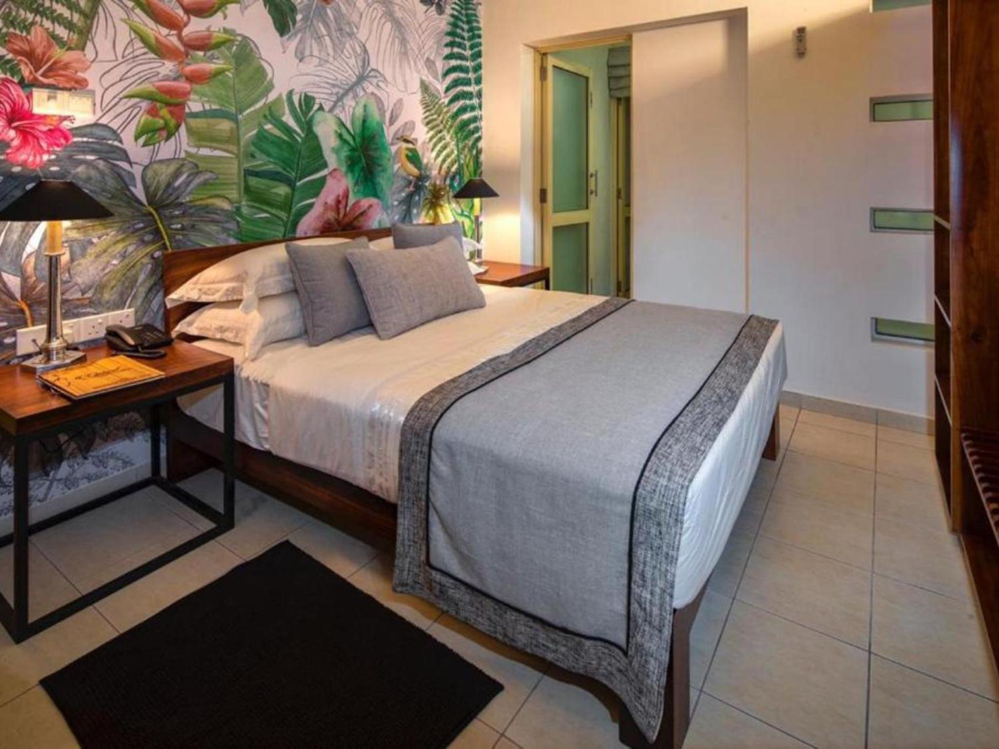 Executive Double Room With Extra Sofa Bed photo 3