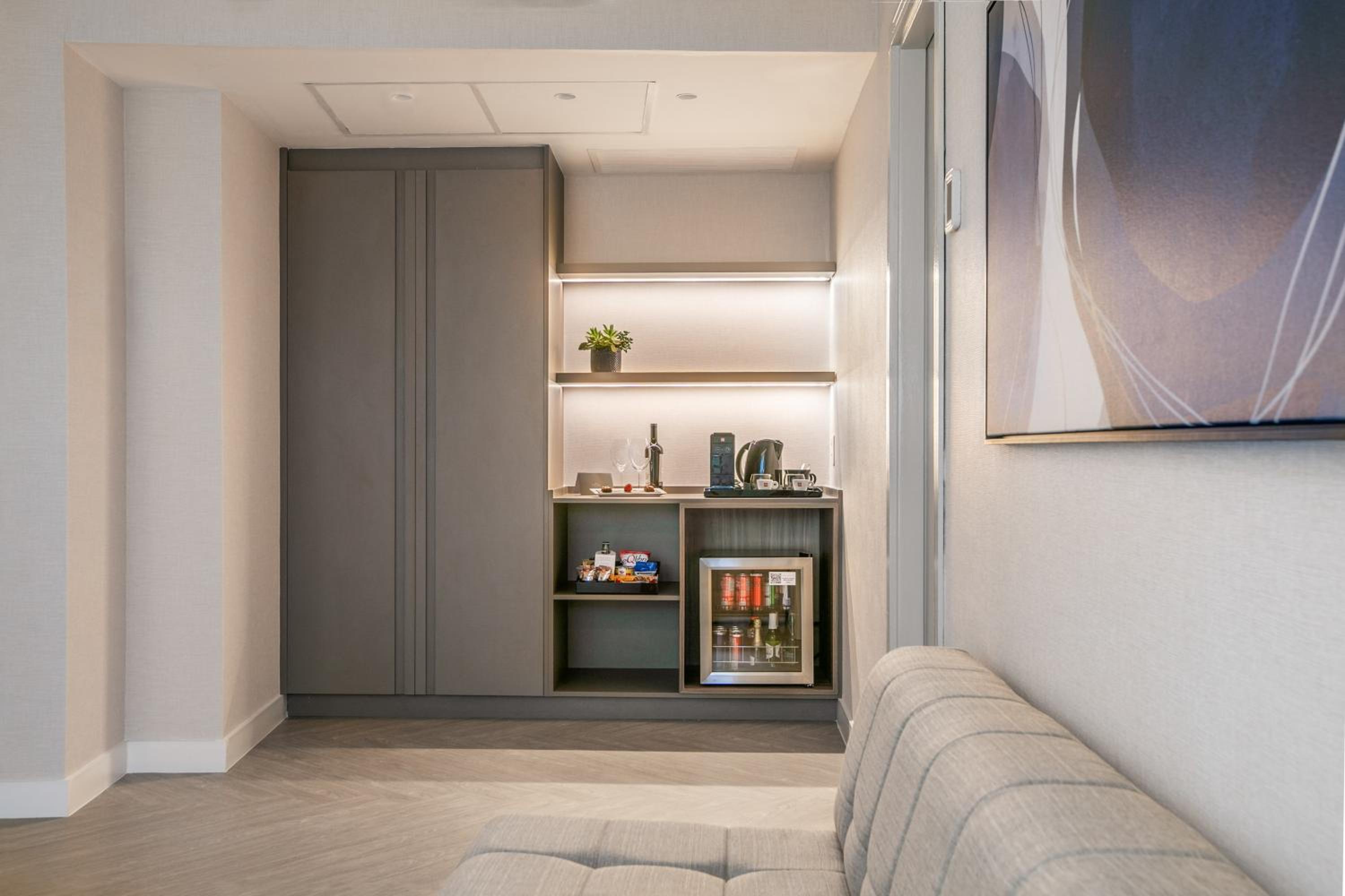 The Level Suite with Executive Lounge Access
