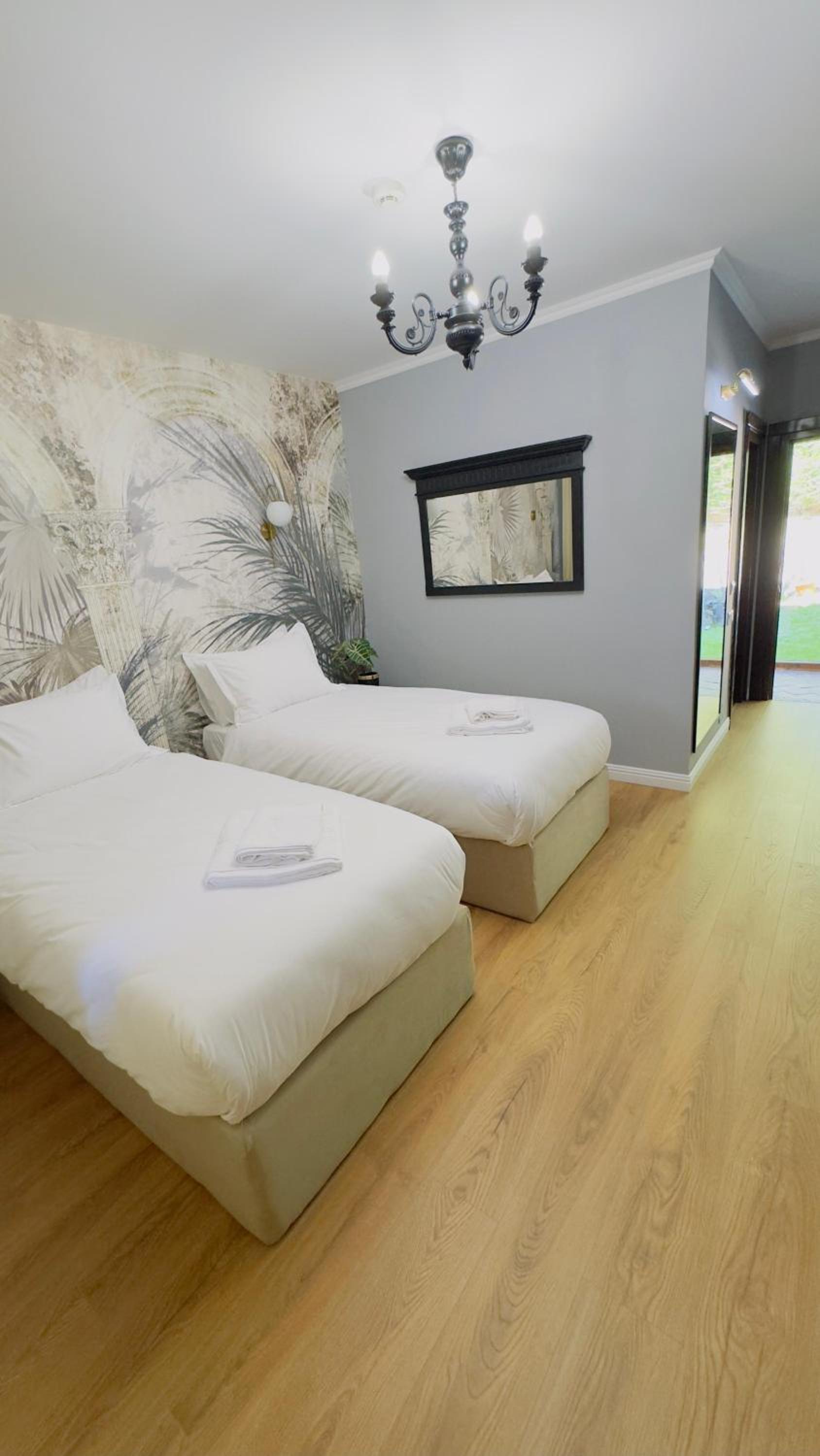Family Room with Terrace photo 3