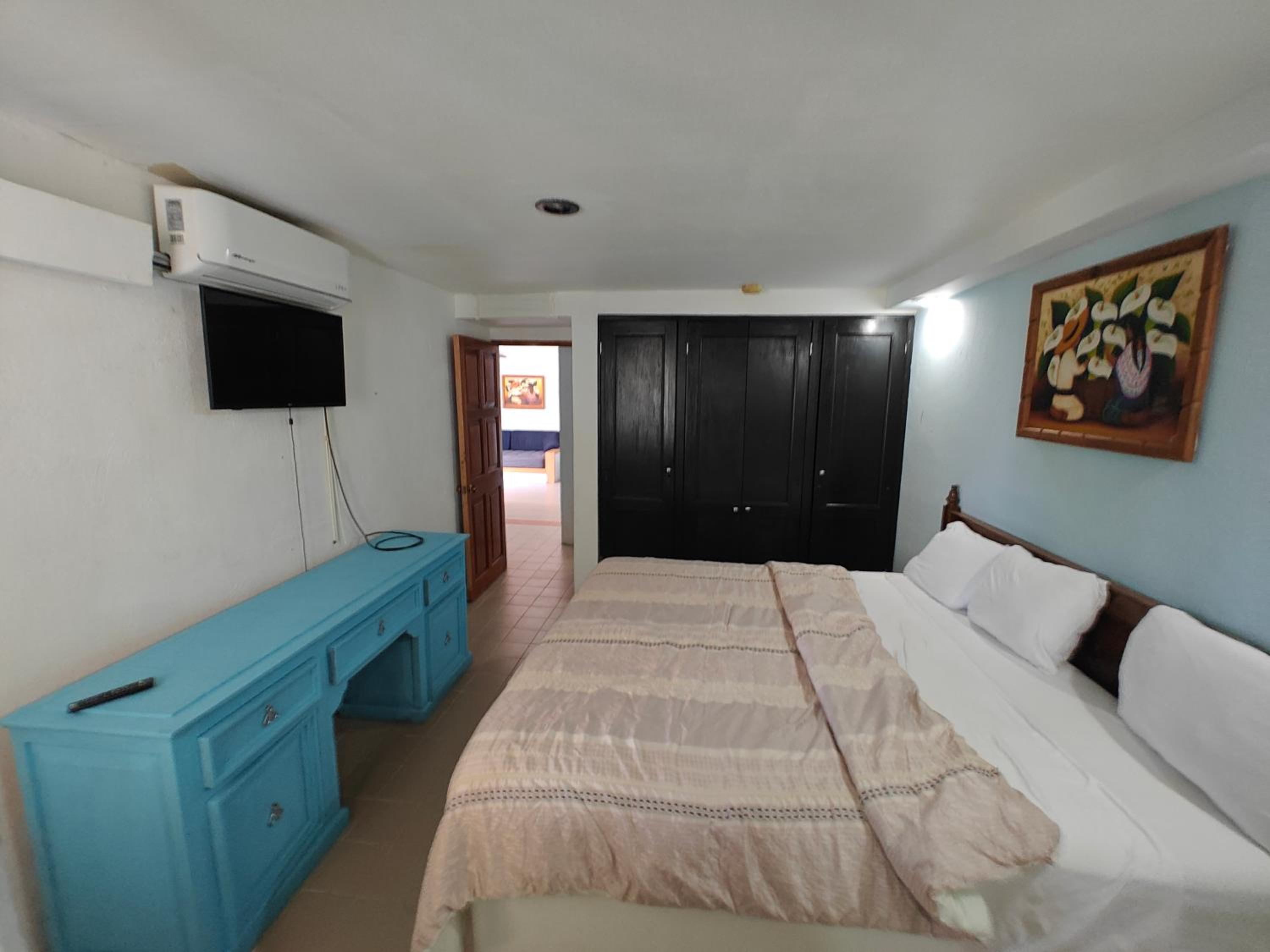 Apartment with Mountain View photo 3