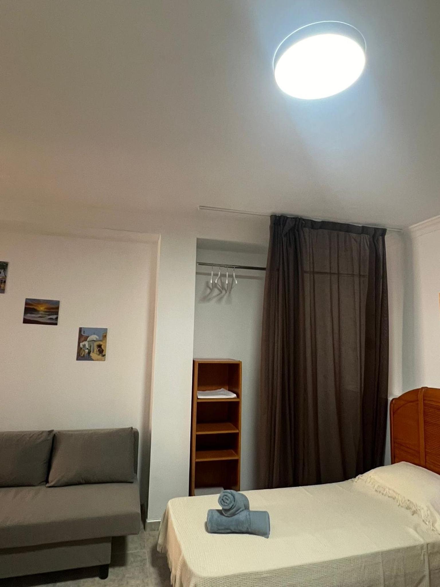 Habitación Cuádruple con Ducha