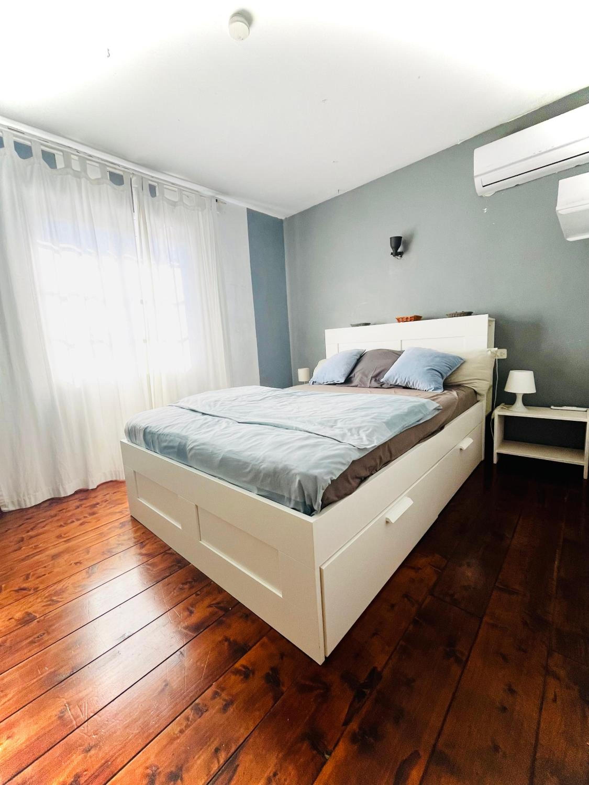 Habitación Doble con Vista a la Piscina