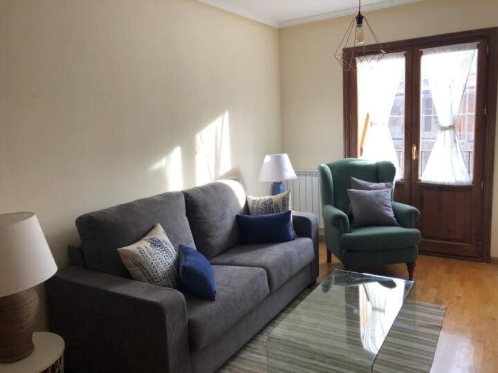 Two-Bedroom Apartment photo 2