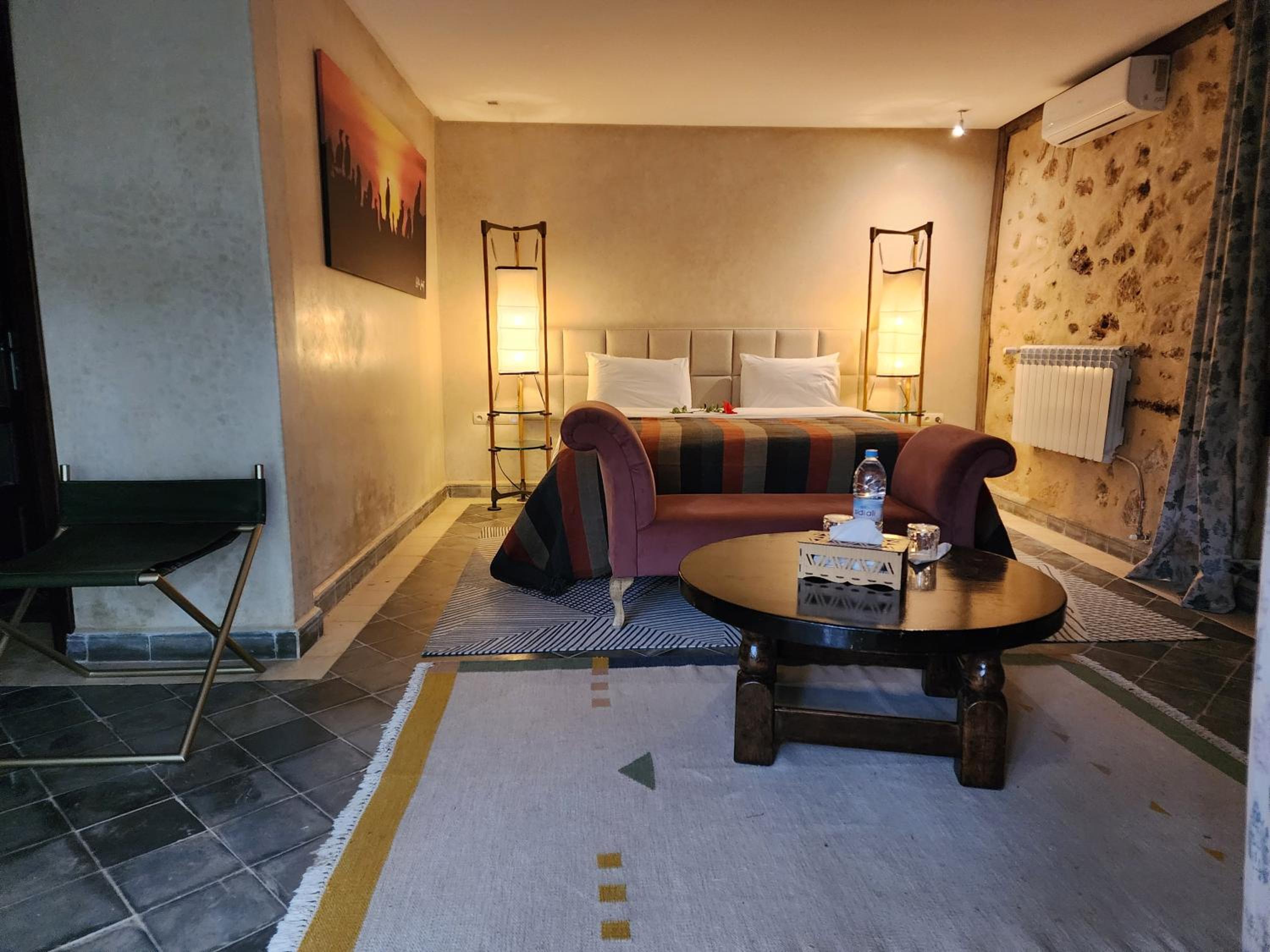 Budget Double Room - Photo 2