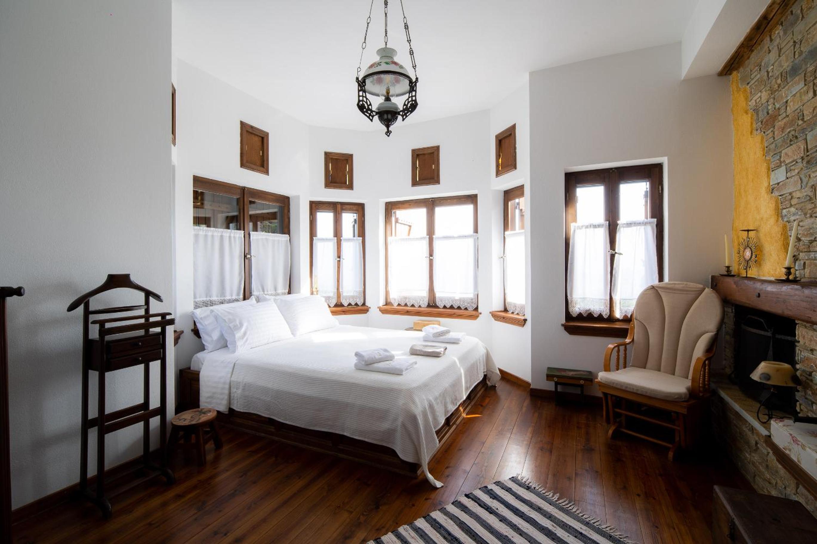 Three-Bedroom Villa photo 1