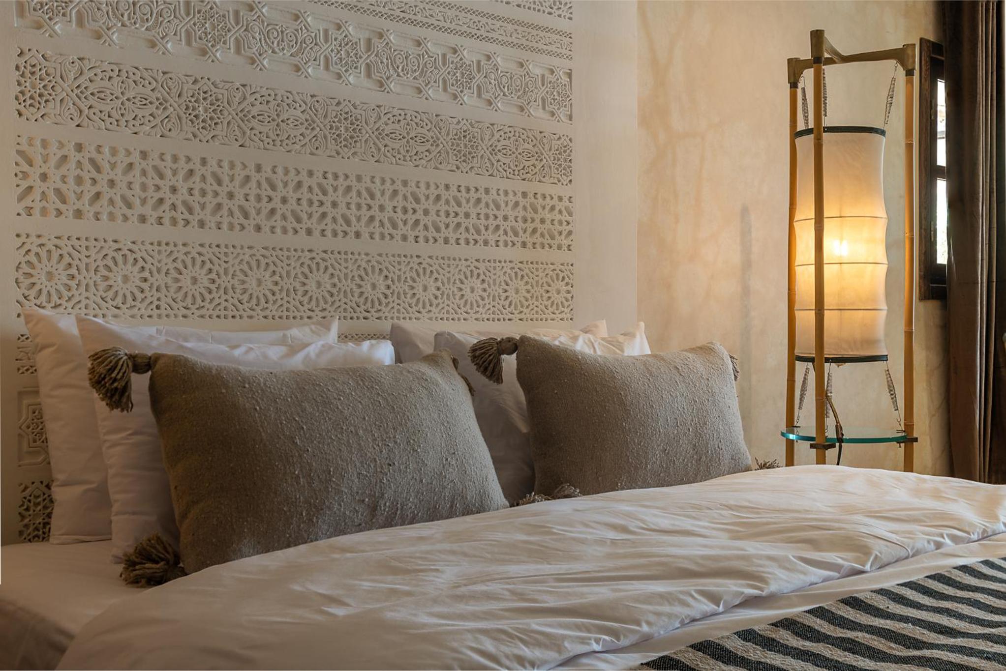 Deluxe Suite with Sea View - Photo 2
