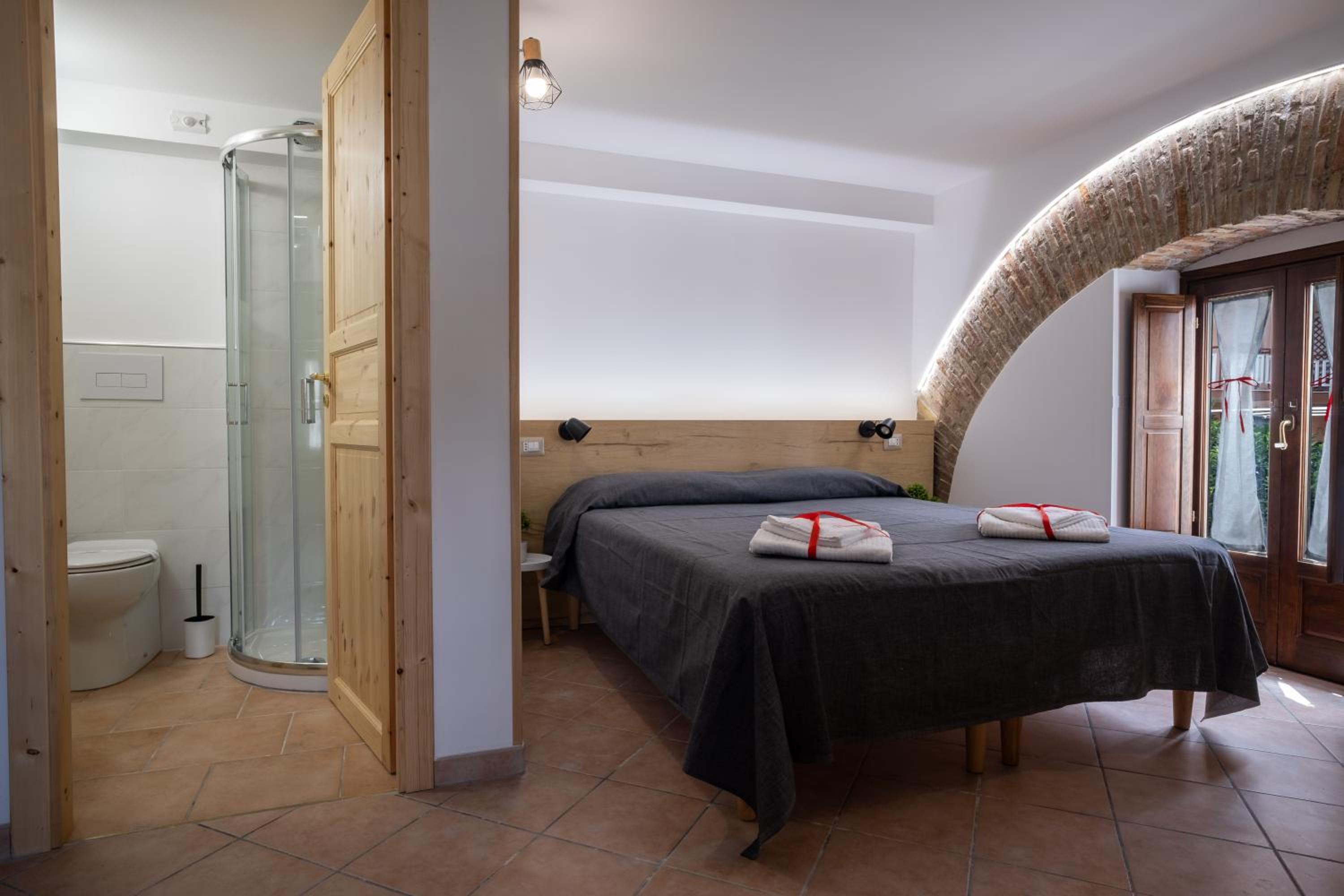 Deluxe Double Room photo 2