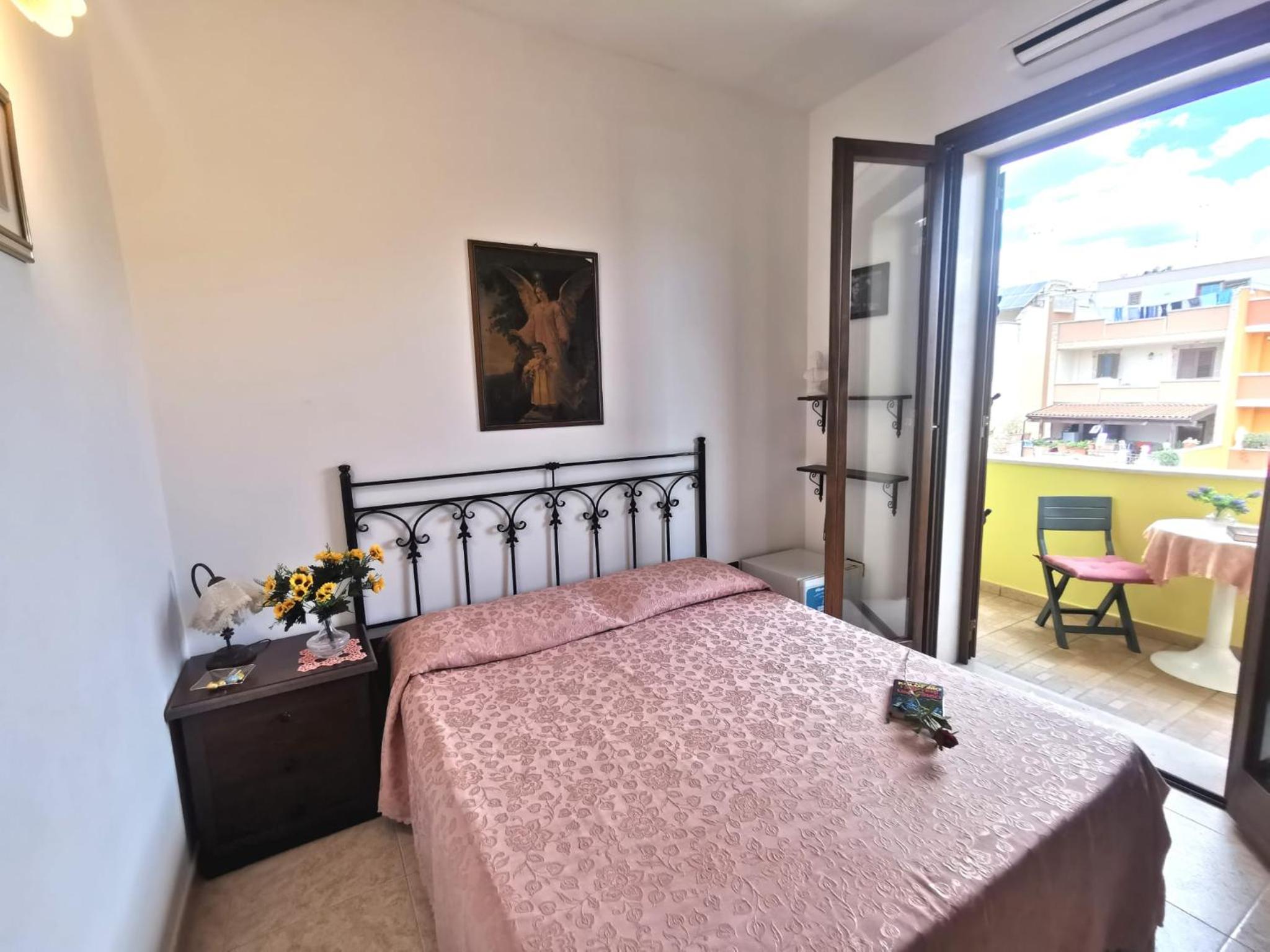 Double Room with Private External Bathroom