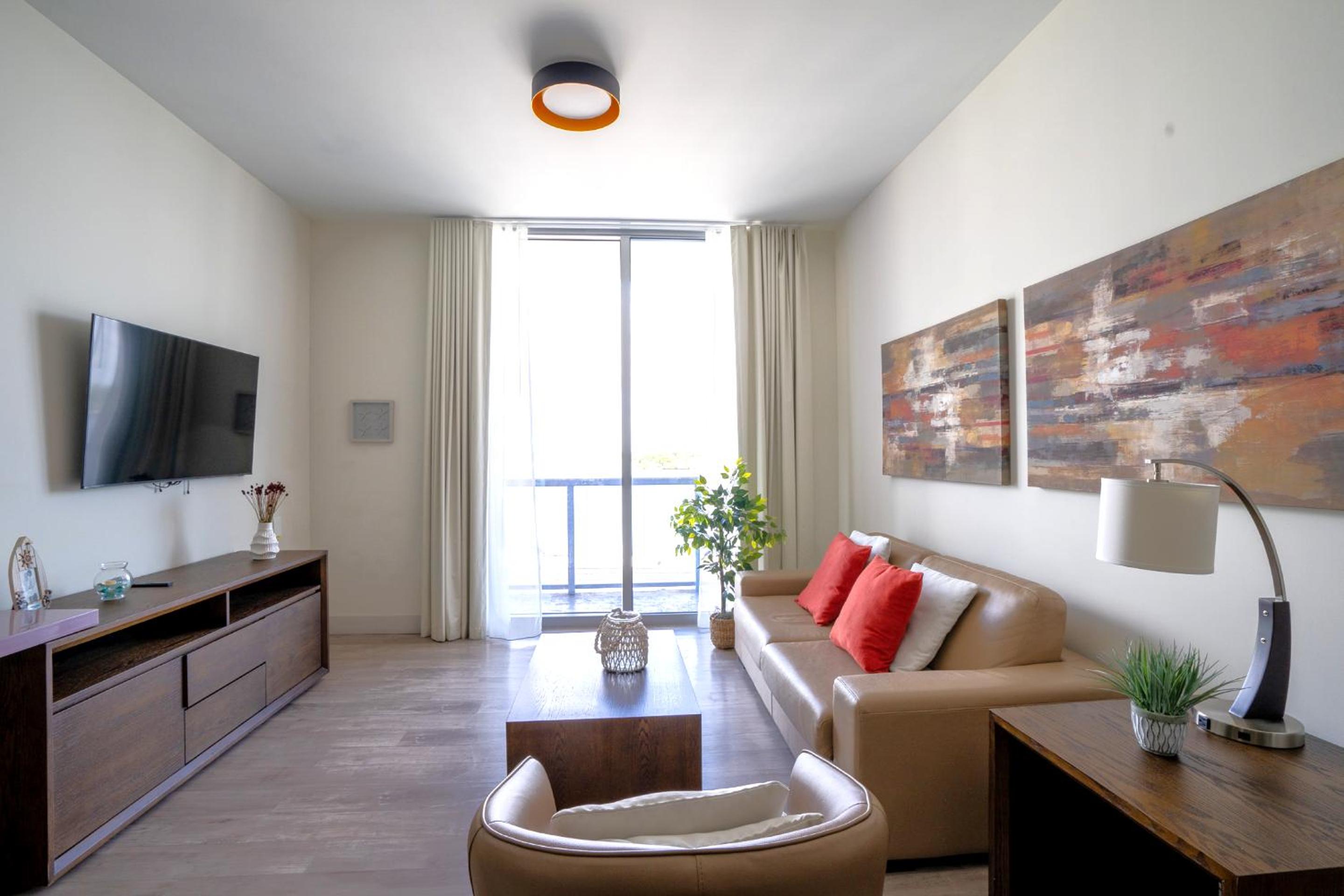 Two-Bedroom Apartment with Bay View photo 1
