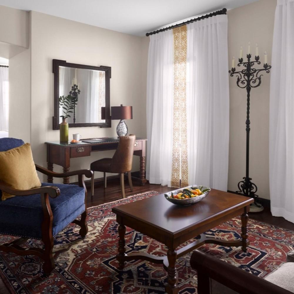 Signature 1 Bedroom Suite photo 3