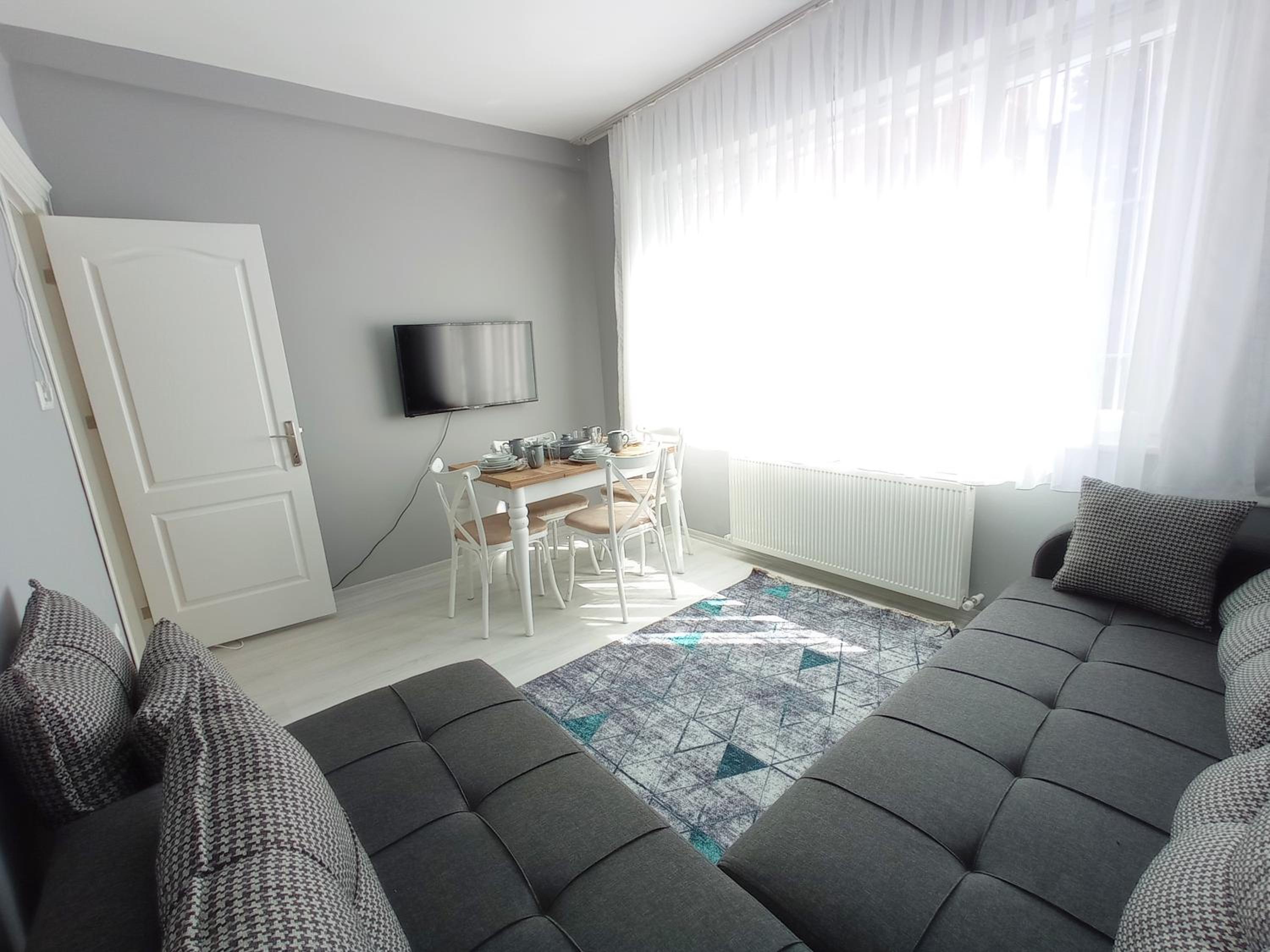 Deluxe Apartment photo 2