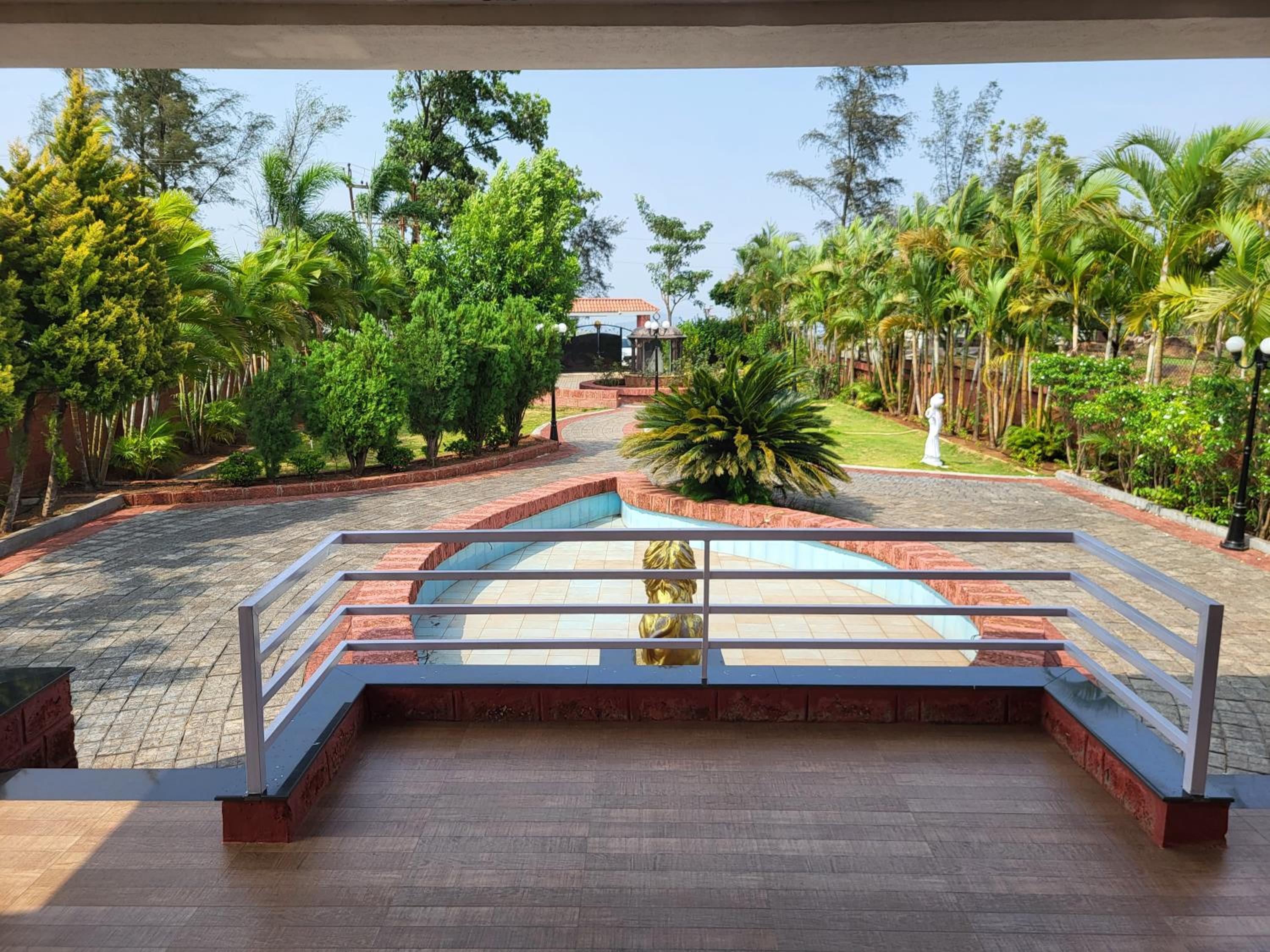 Three-Bedroom Villa photo 2