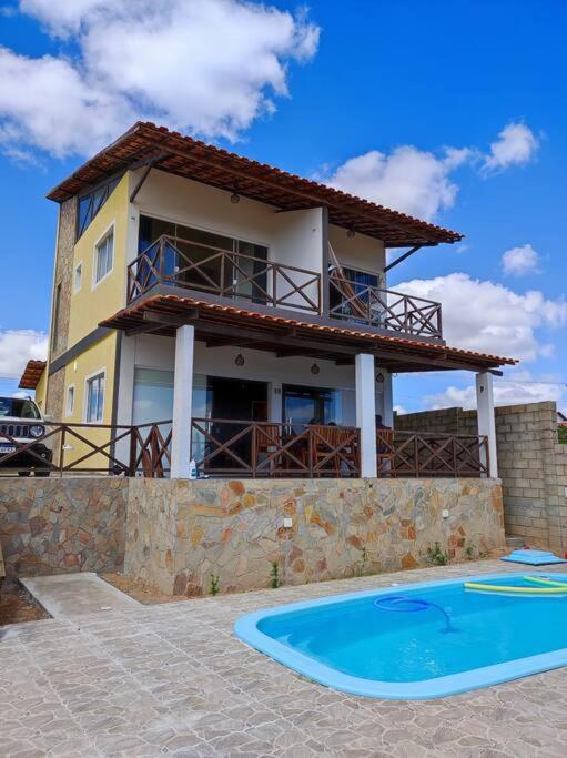 Three-Bedroom House photo 2