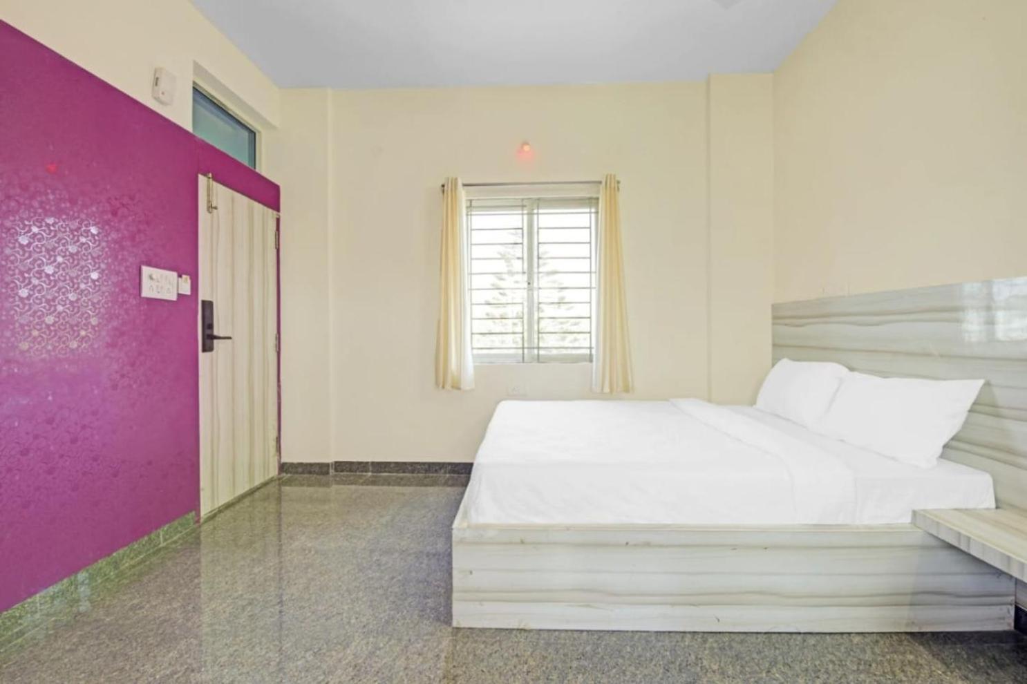 Standard Double Room With Fan - Photo 13