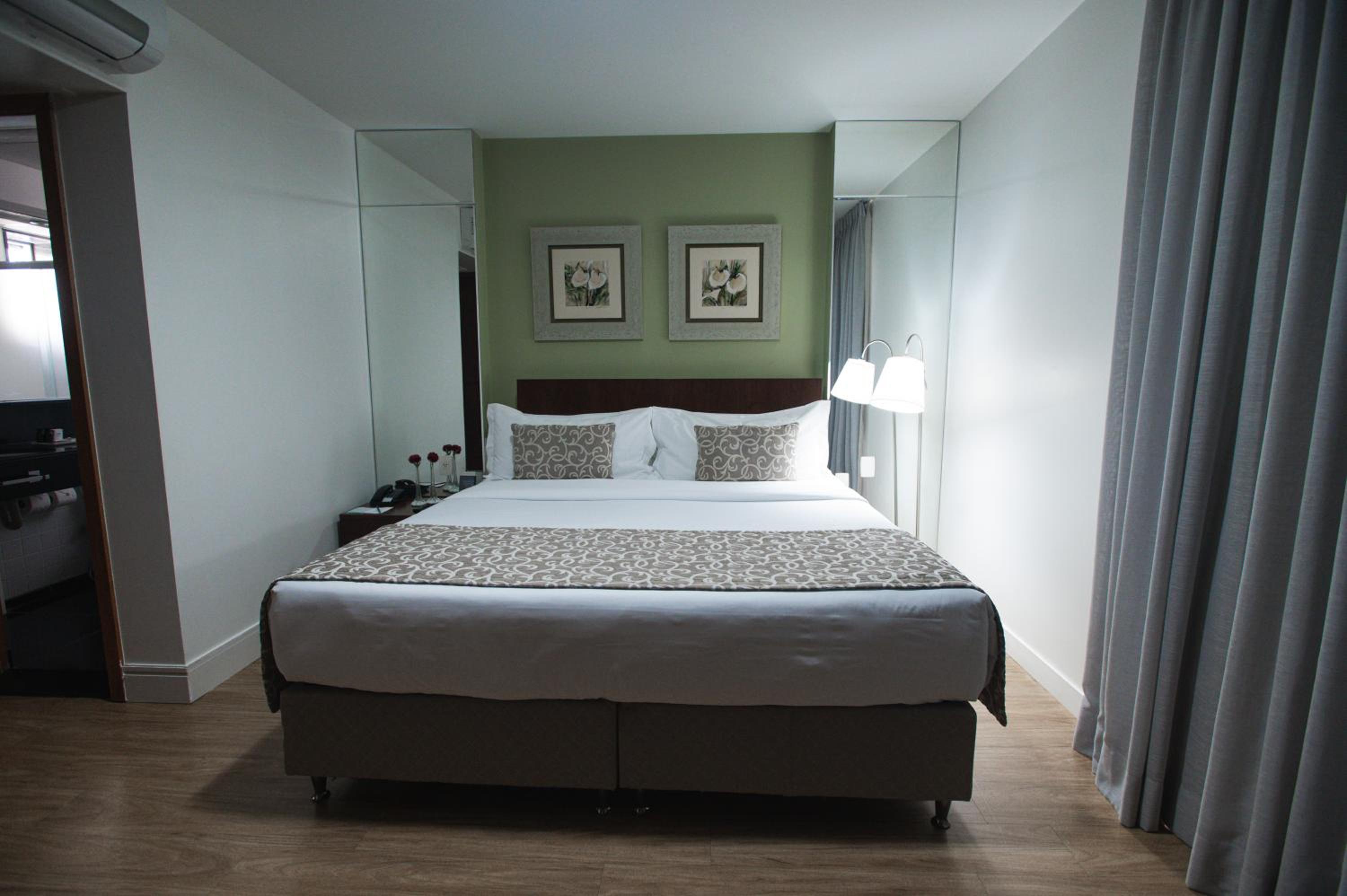 Premium Suite - Photo 3
