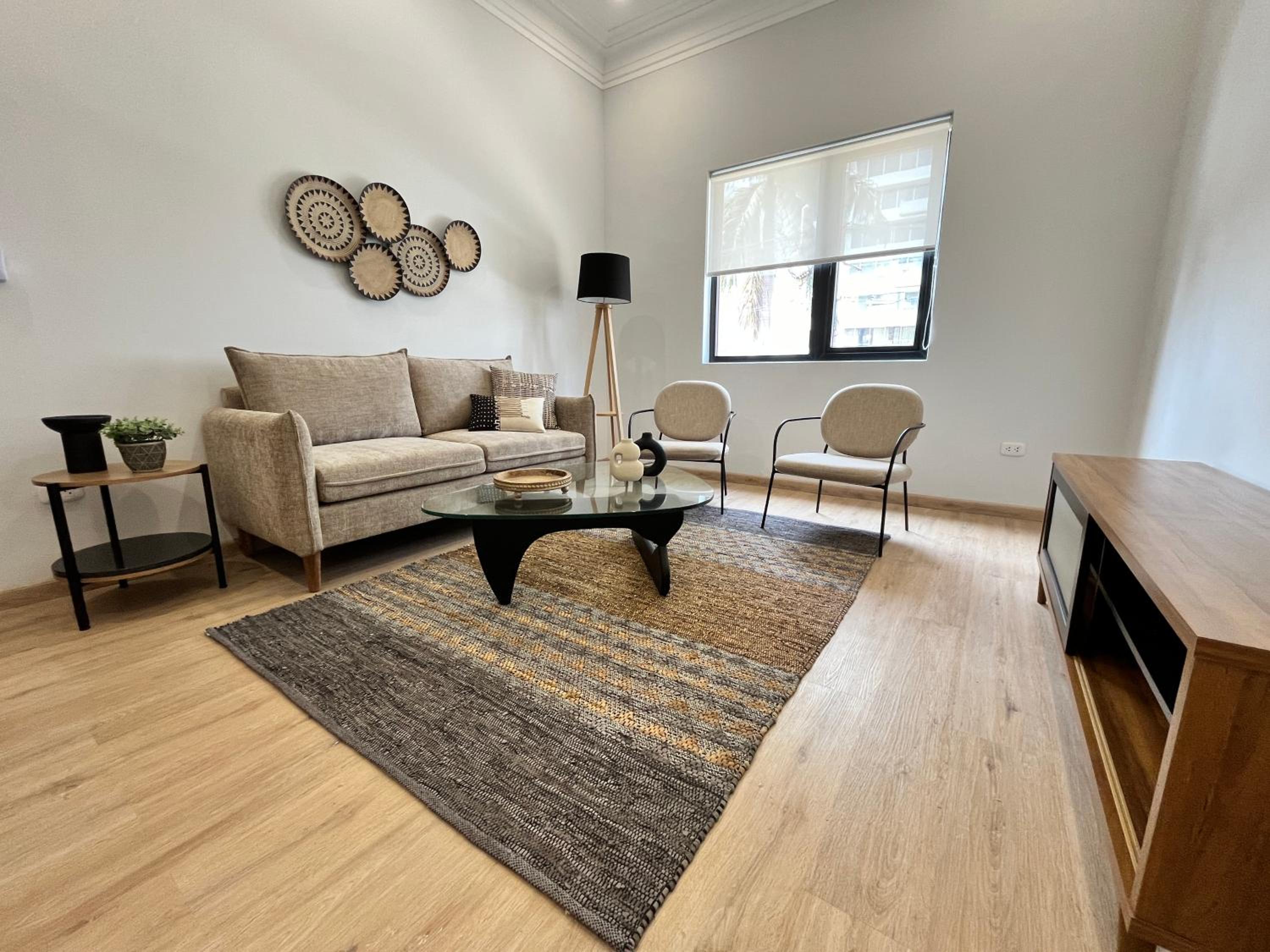 Deluxe One-Bedroom Apartment With City View