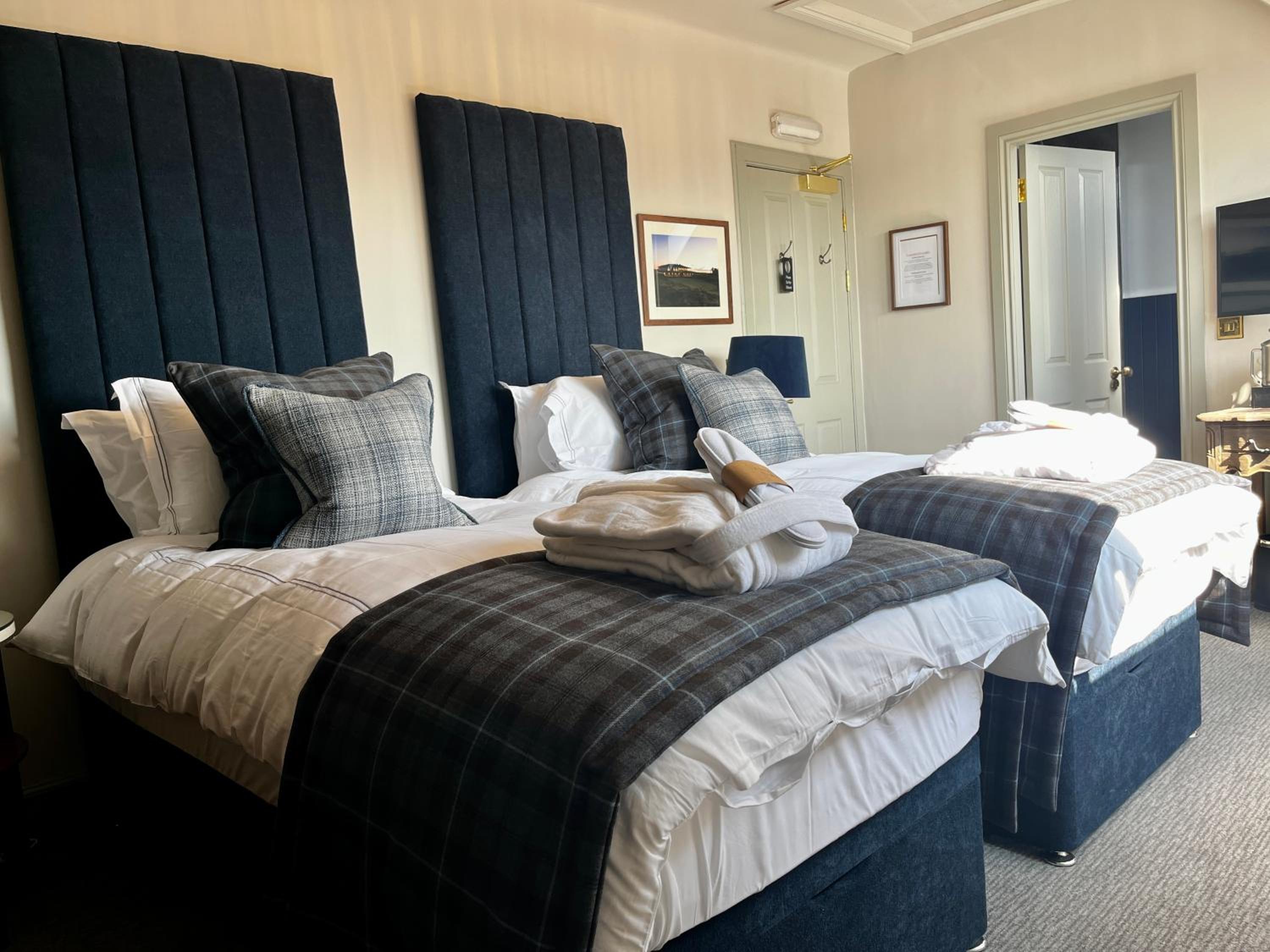 Superior King Room photo 1