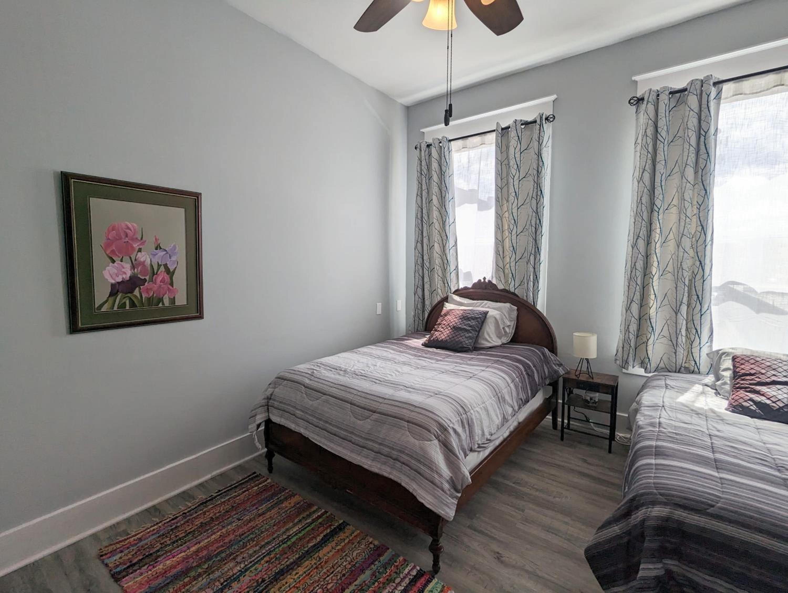 Standard Double Room with Shared Bathroom photo 2