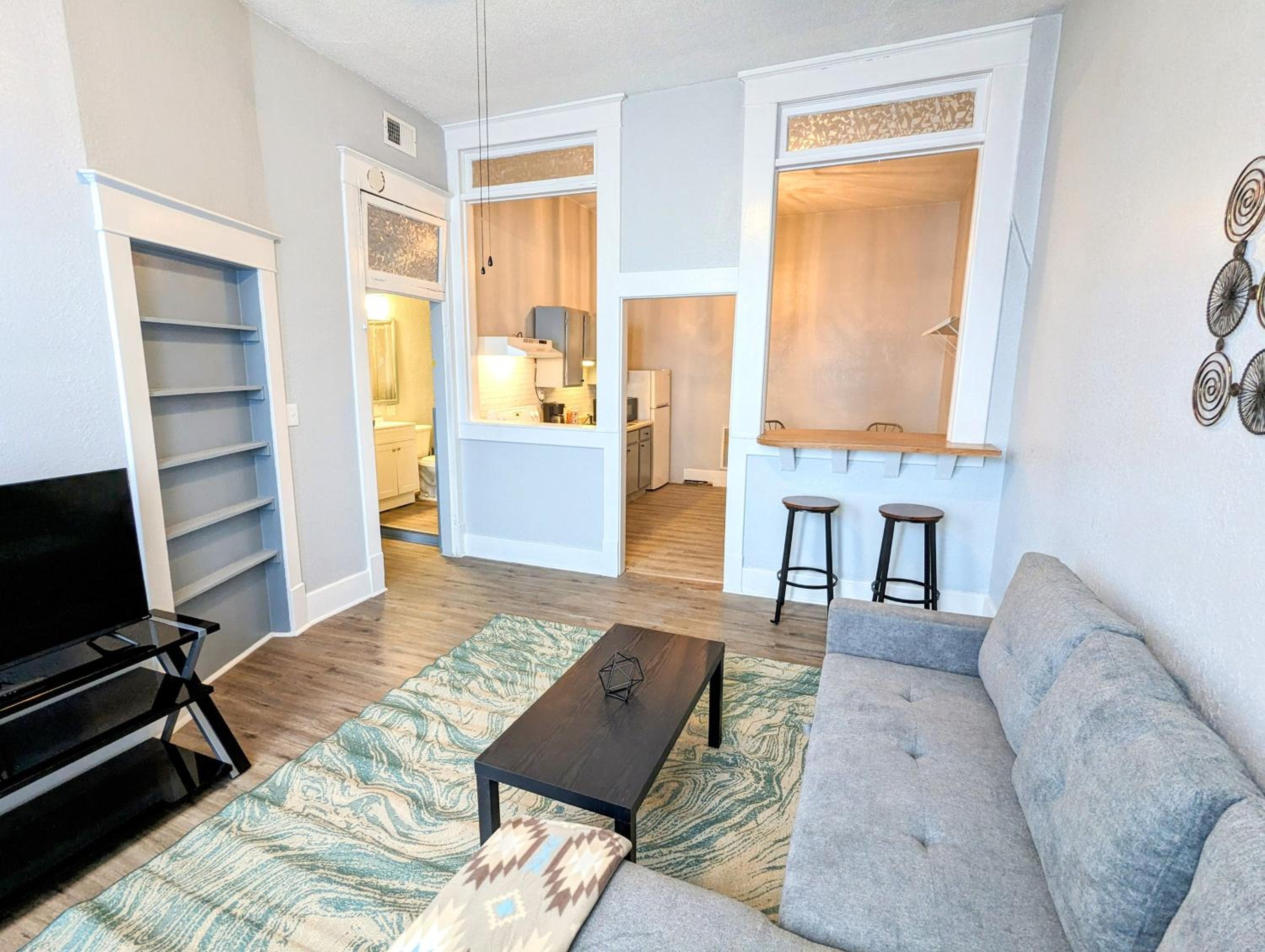 Three-Bedroom Apartment photo 1