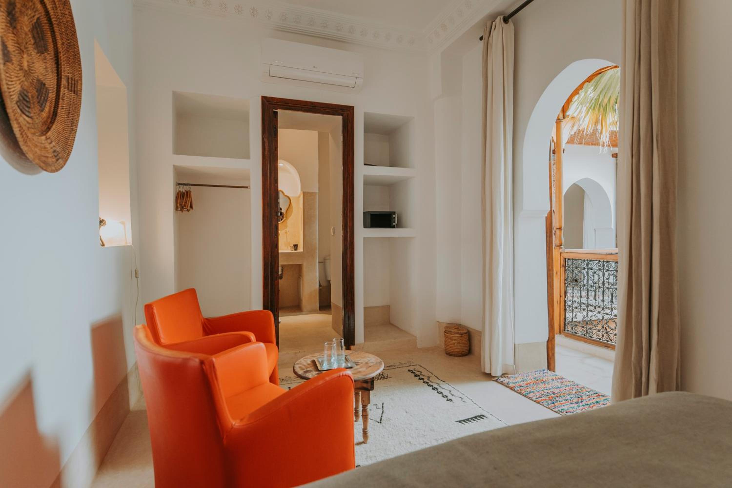 Superior Double Room - Photo 3