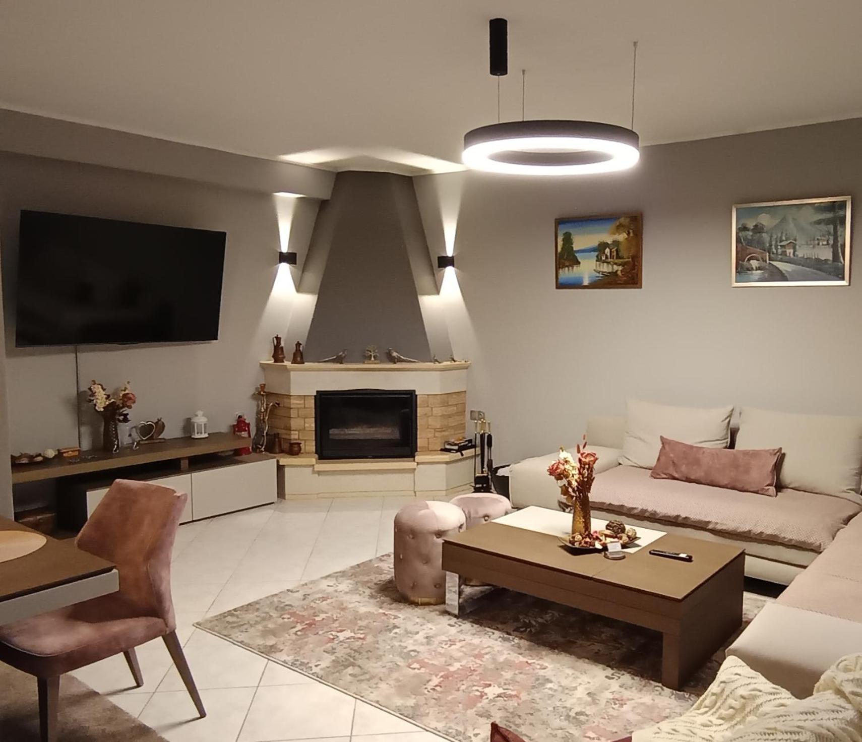 Three-Bedroom Deluxe Apartment photo 1