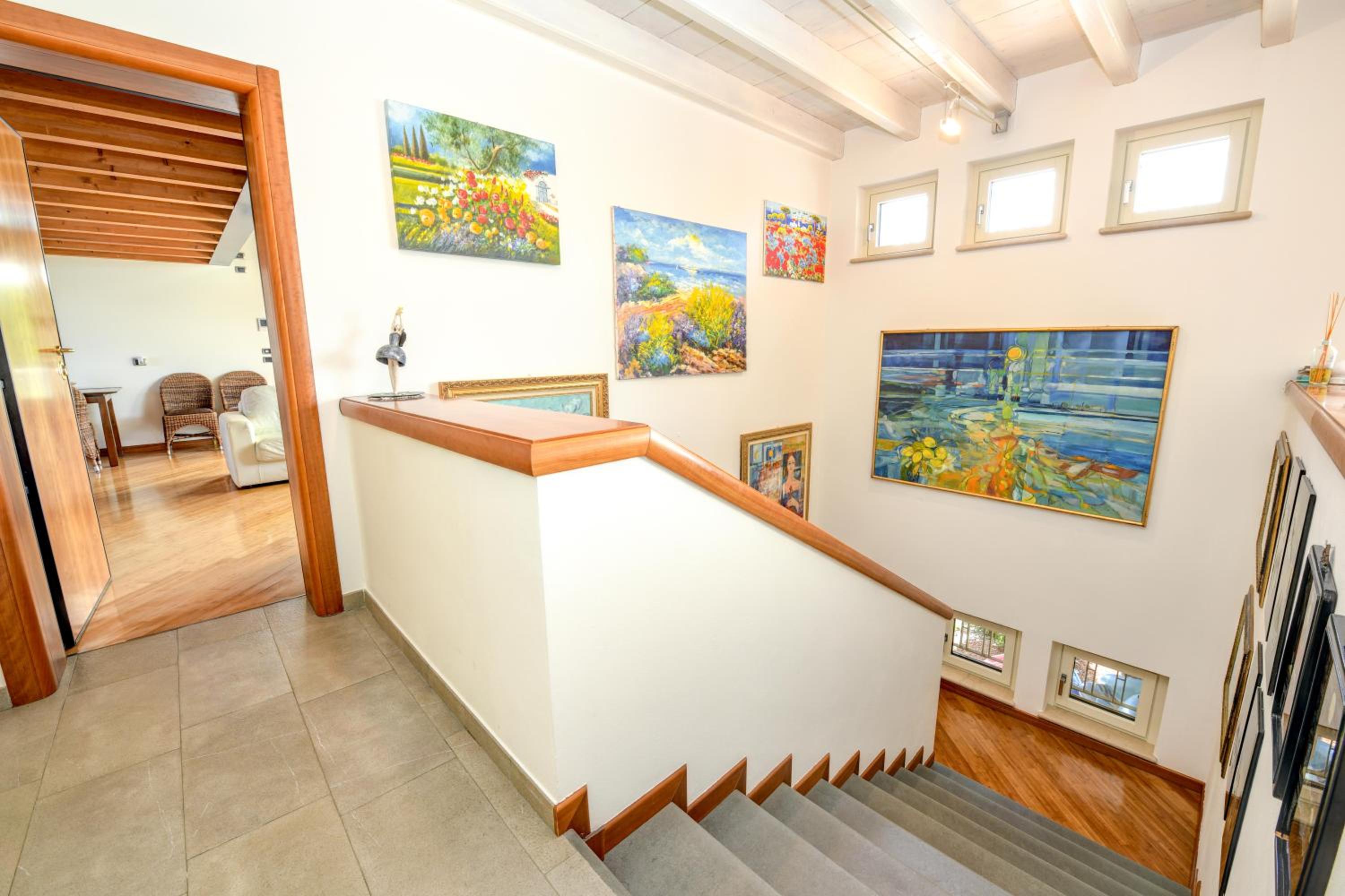 Villa photo 3