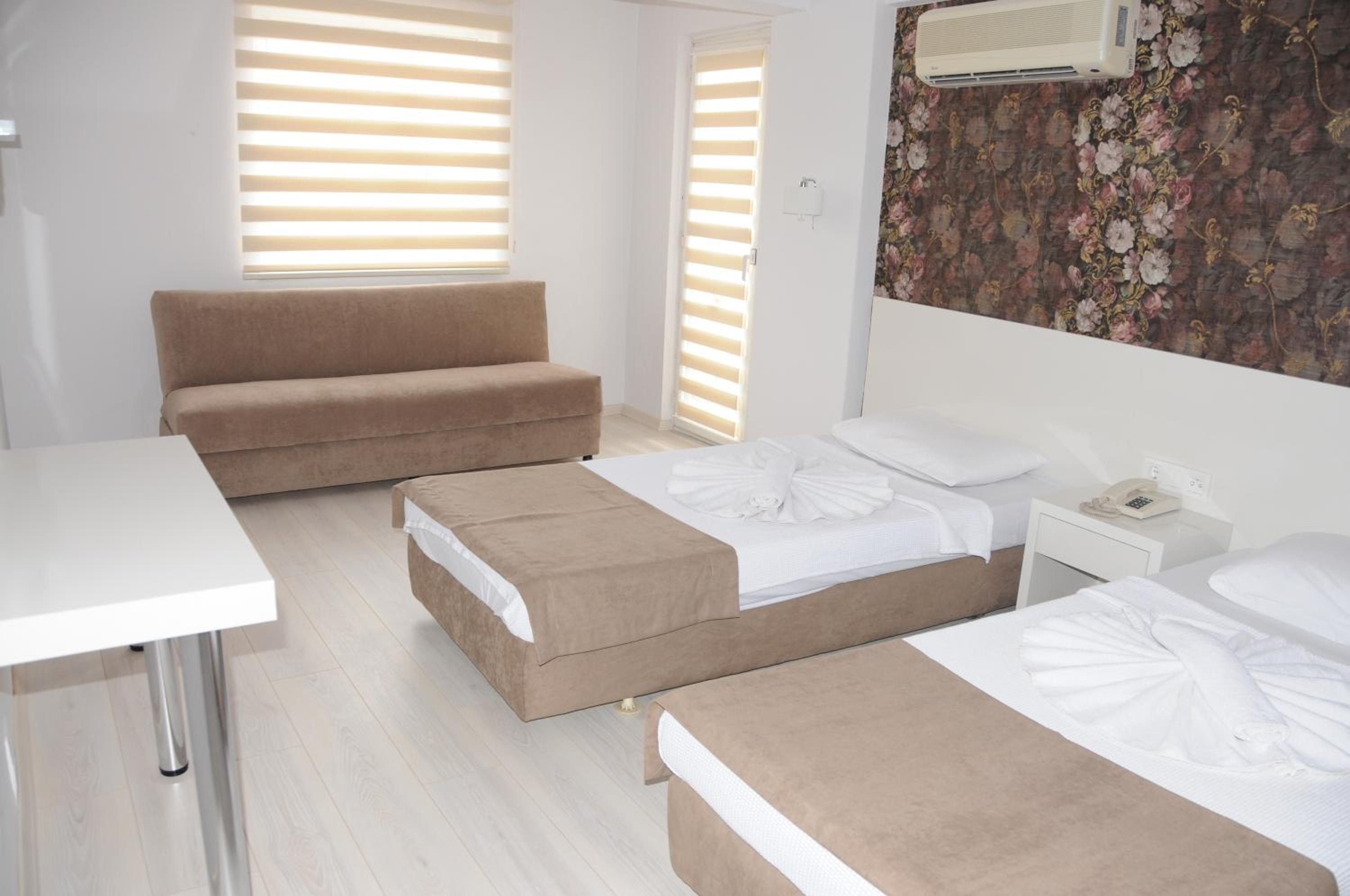 Triple Room photo 3