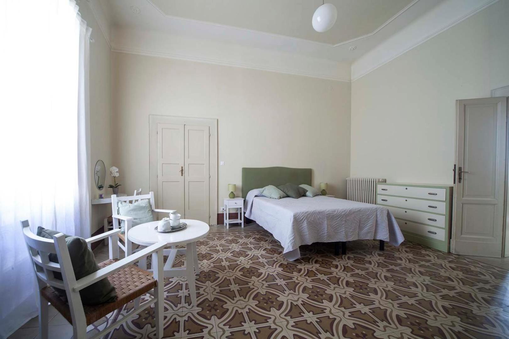 Deluxe King Room photo 1