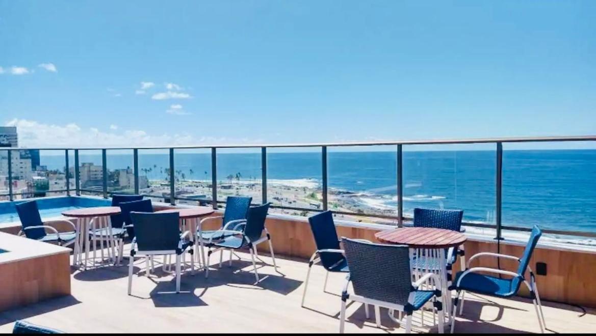 Deluxe One-Bedroom Apartment with Ocean View photo 3