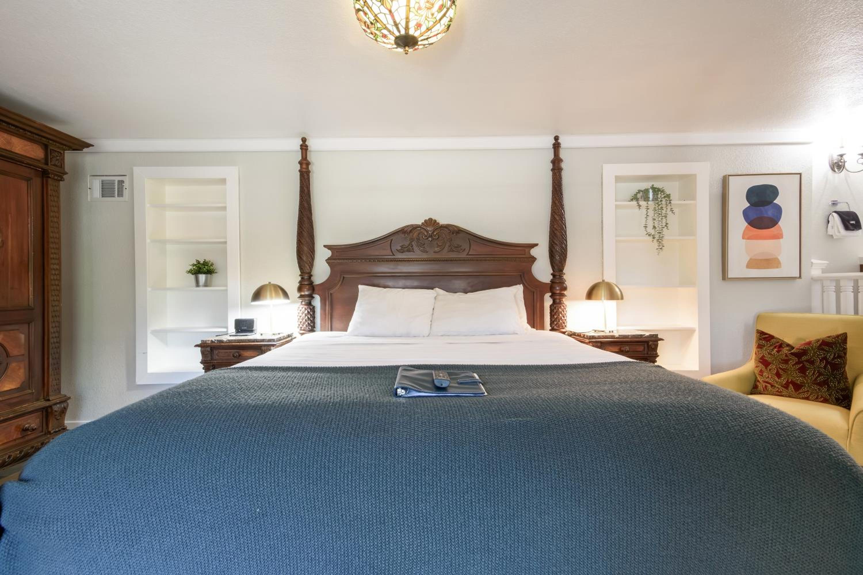 Deluxe Suite - Photo 2