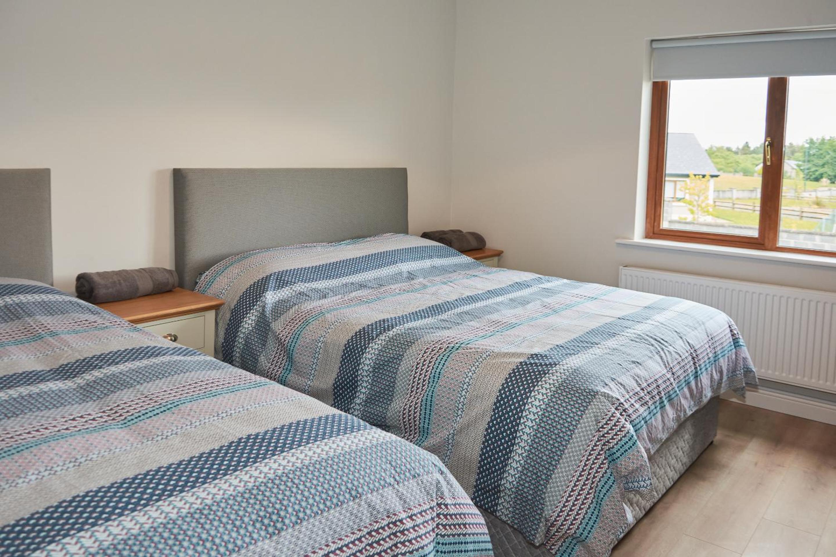 Triple Room with Shared Bathroom