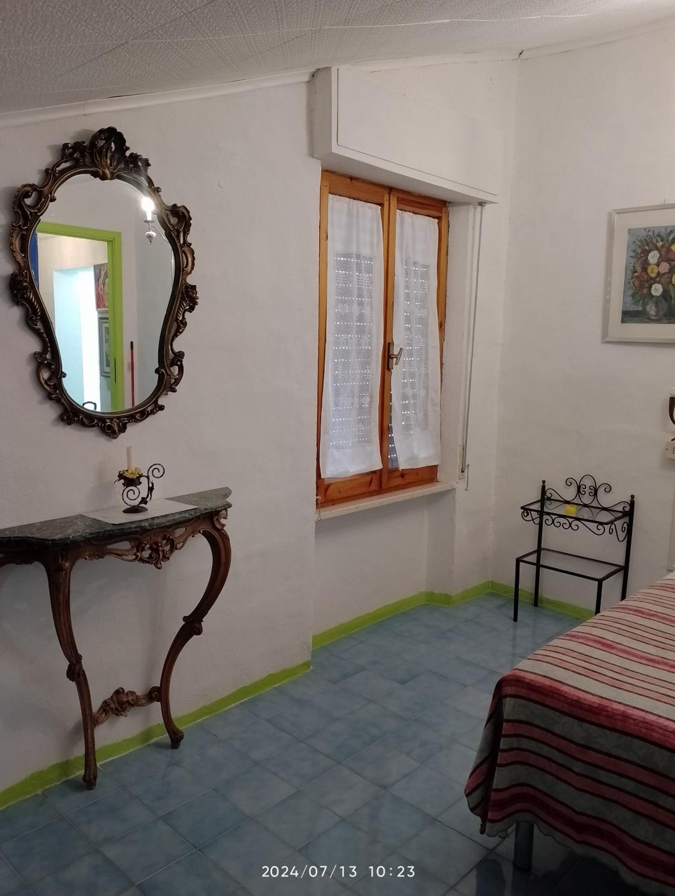 Double Or Twin Room With Shared Bathroom